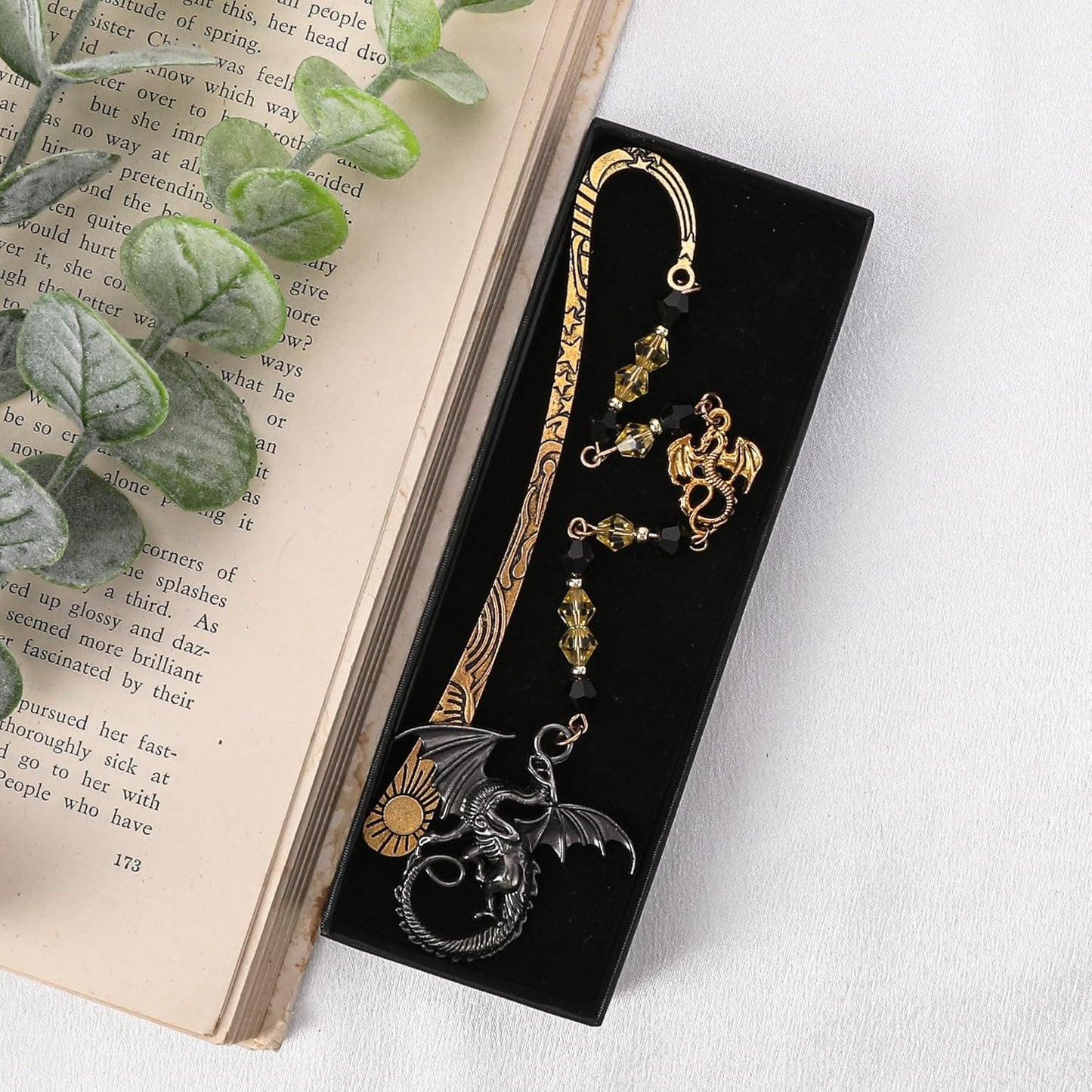 Fantasy Dragon Metal Bookmark - Vintage Fourth Wing Hook Book Marks Page Mark with Beaded Gold Black Dragons Charm for Men Students Teachers Reading Lovers Birthday Gifts School Accessories