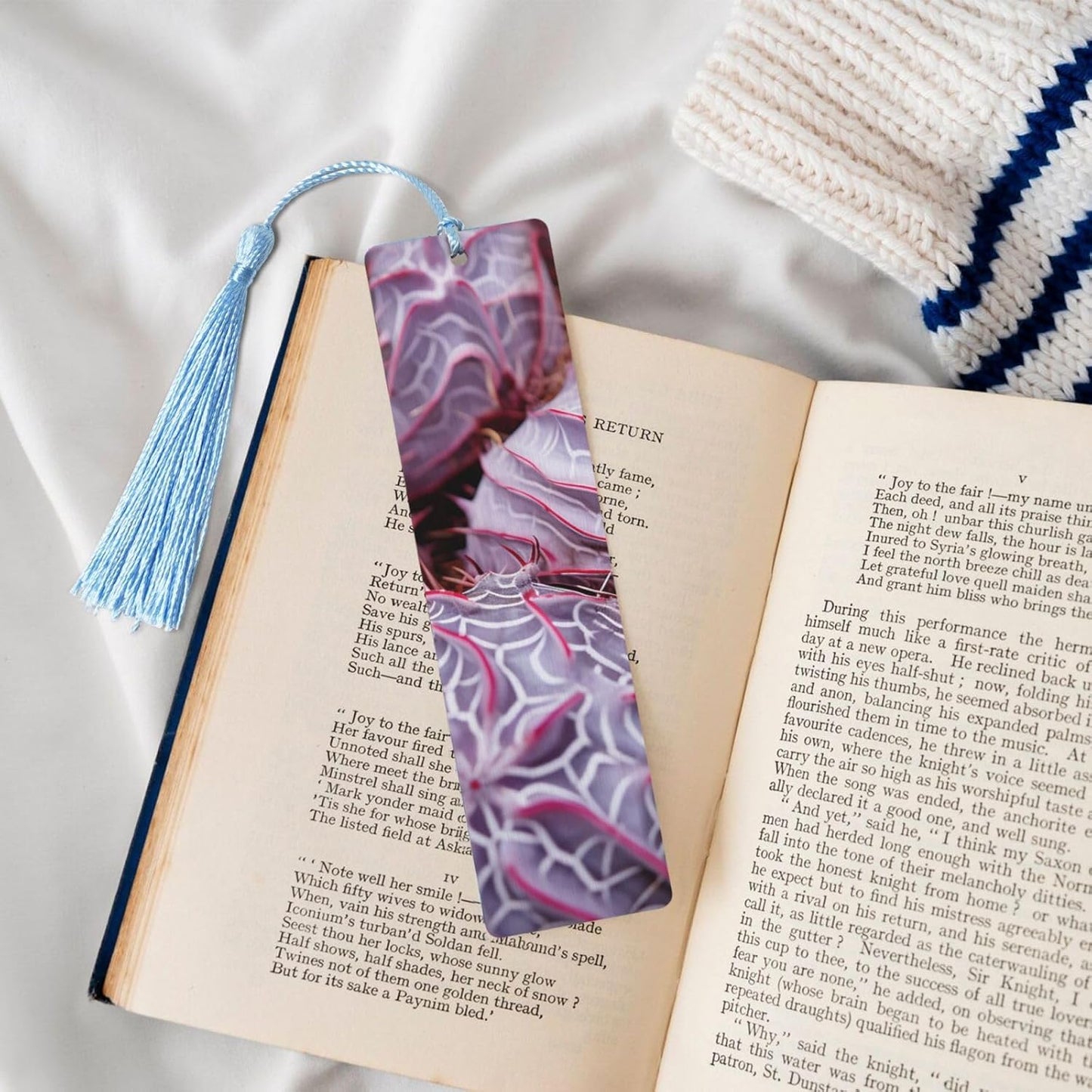Striped Resin Bookmarks Gifts for Women Men, Wooden Bookmarks for Book Lovers, Vintage Book Marks Ornaments with Tassel, Unique Personalized Reading Page Markers Sky Blue