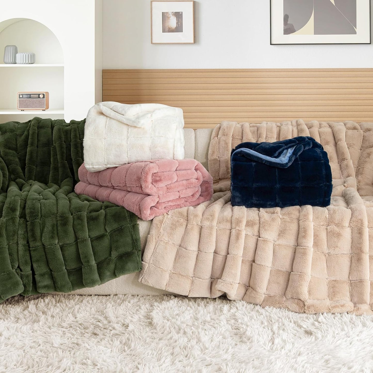 Touchat Faux Fur Blanket Twin Size, Luxury 1000GSM Ultra Thick Warm Rabbit Blanket for Couch Bed Sofa, 3D Checkered Pattern Soft Winter Heavy Minky Blankets for Women Christmas Birthday Gift, Green