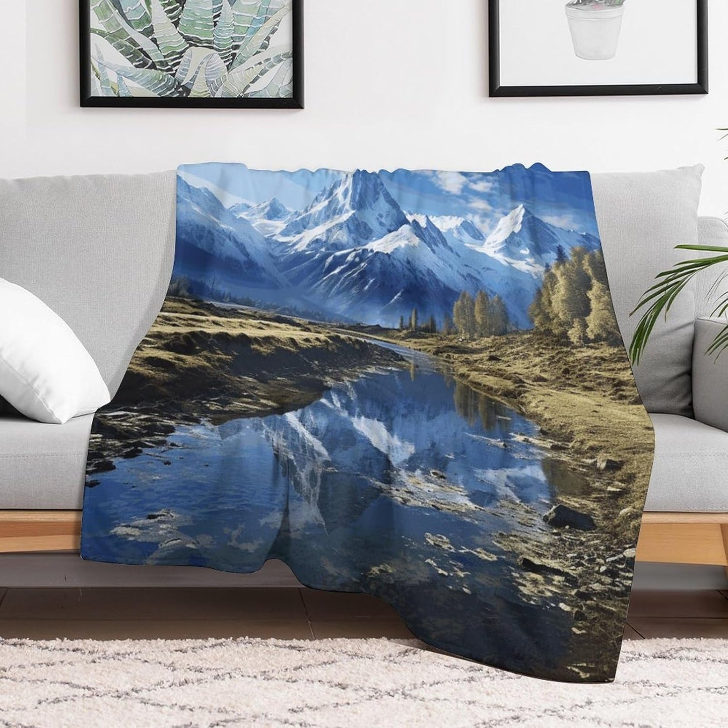 Snowy Mountains Blanket Super Soft Lightweight Throw Blanket Cute Cozy Warm Bed Blanket Decorative Fuzzy Blanket All-Season Home Decor Gift for Sofa Couch Living Room 40"*50" （100 * 130cm）