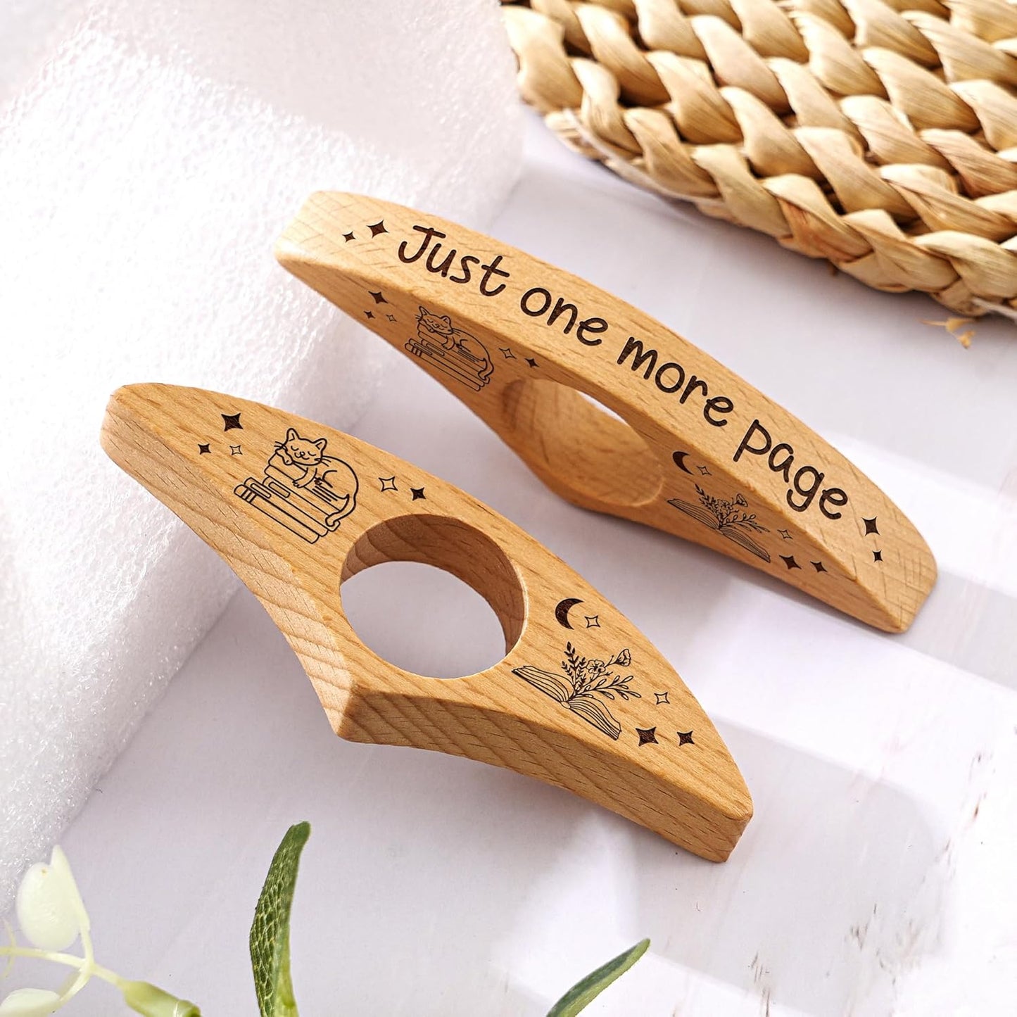 Custom Thumb Book Page Holder - Just One More Page Personalised Wooden Thumb Page Holder for One-Handed Reading, Gift for Teachers and Book Lovers