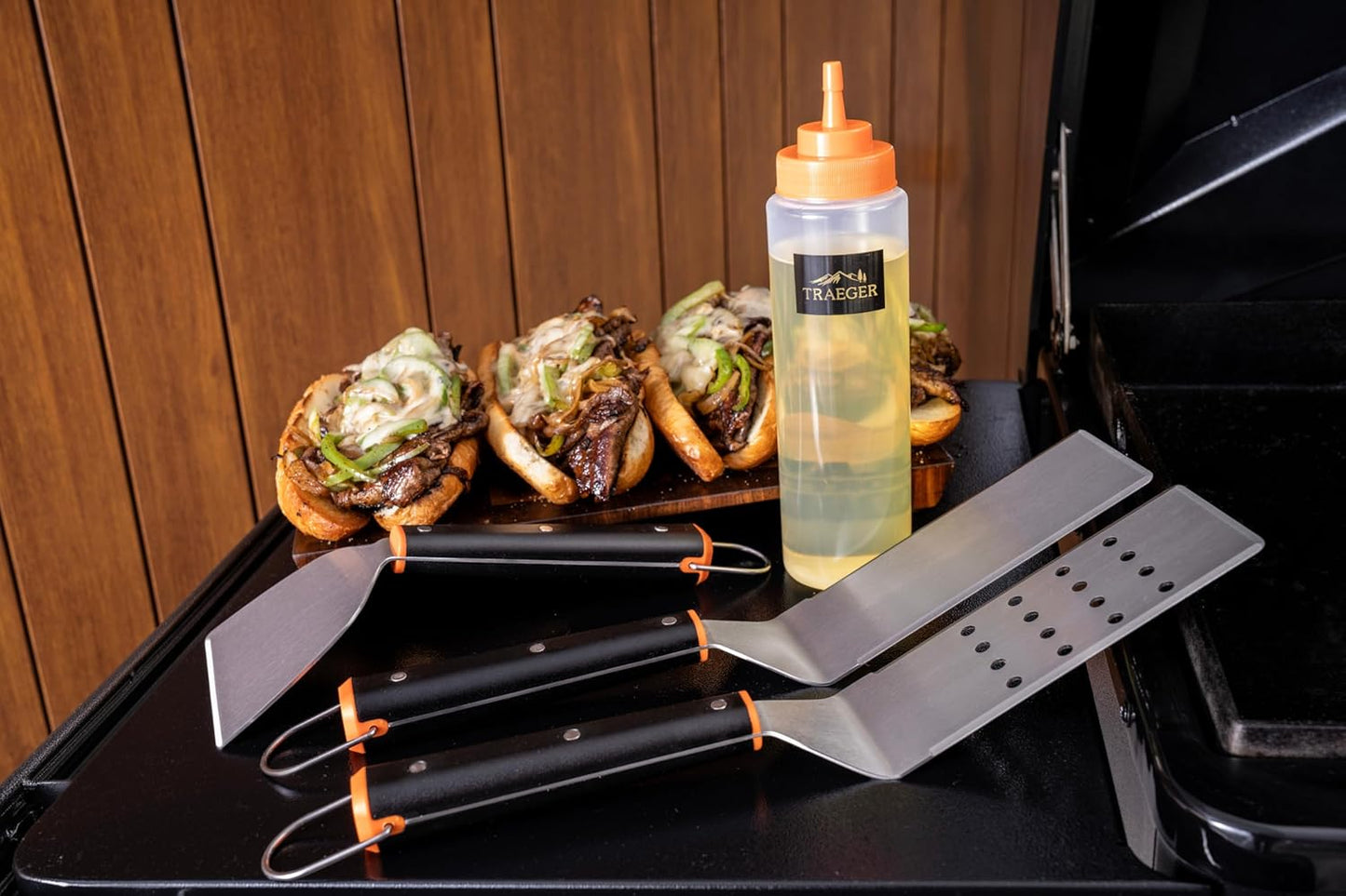 Traeger Grills Flat Top Grill Essentials Kit – 2 Spatulas, Scraper & Squeeze Bottle | Complete Griddle Tool Set for Smash Burgers, Frying & More