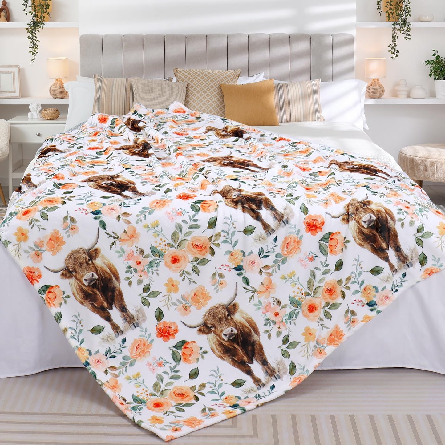 Highland Cow Blanket Watercolor Flower Floral Throw Blanket Rustic Cow Print Blankets Farmhouse Plush Throw Blankets Fuzzy Cozy Soft Warm Fleece Blankets for Couch Bed Sofa 60 x 80 Inch