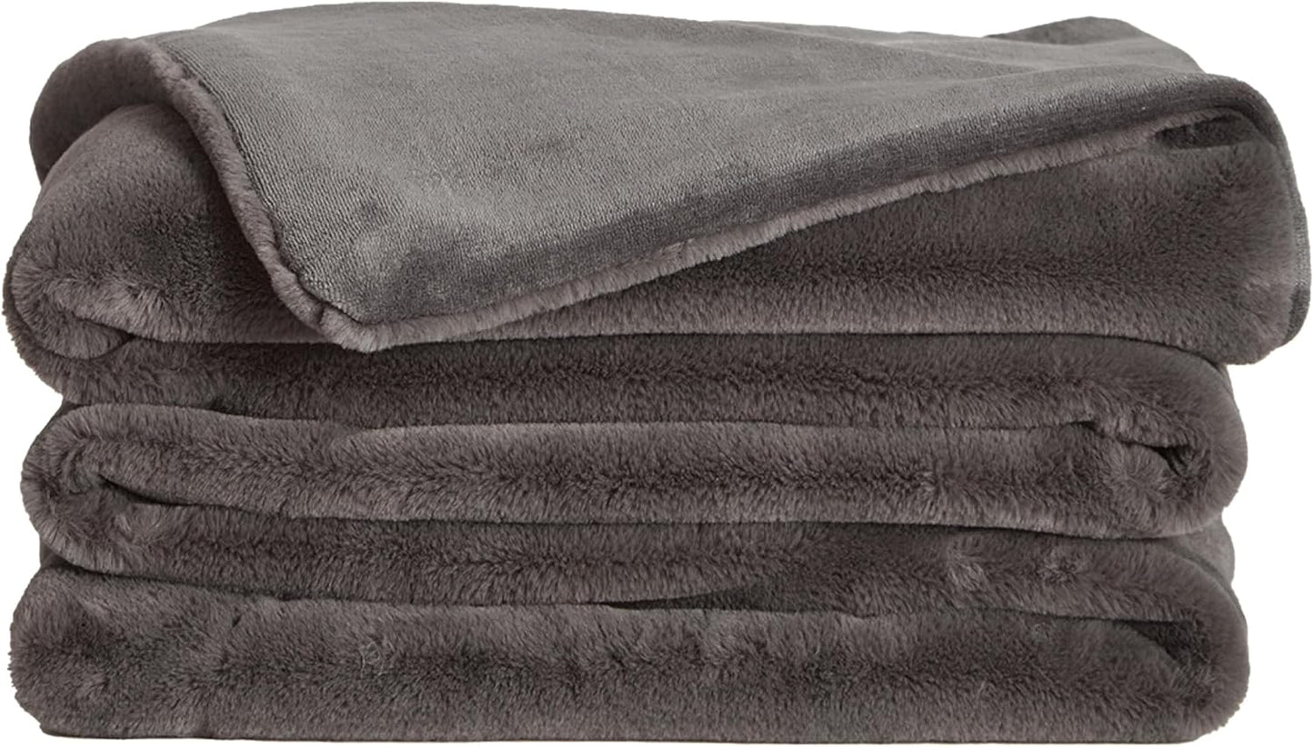 UnHide Lil’ Marsh Faux Fur Blanket - Lightweight, Soft Throw Blanket - Machine Washable - Ideal for Bed, Couch, or Reading Chair- Medium (60" x 80") Charcoal Charlie