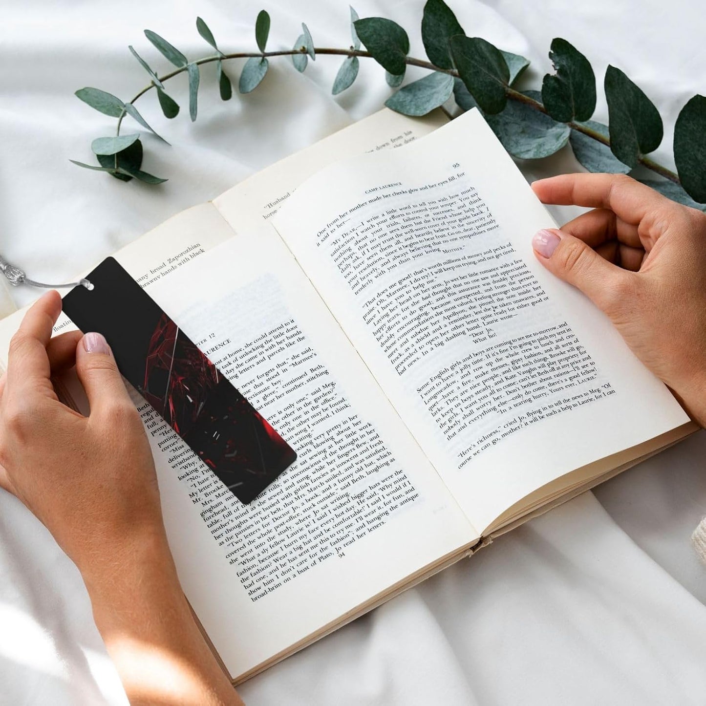 Red Irregular Glass Bookmarks Gifts for Women Men, Wooden Bookmarks for Book Lovers, Vintage Book Marks Ornaments with Tassel, Unique Personalized Reading Page Markers Gray