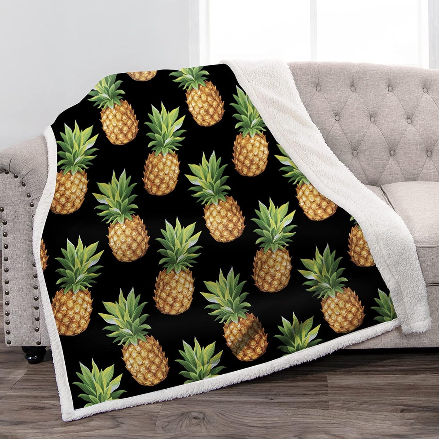 Jekeno Pineapple Blanket Gifts for Women - Presents for Fruits Pineapple Lovers Girls Mom Daughter Teen Birthday Valentines Christmas Decor Soft Cozy Warm Kids Adults Sherpa Throw 50"x60"