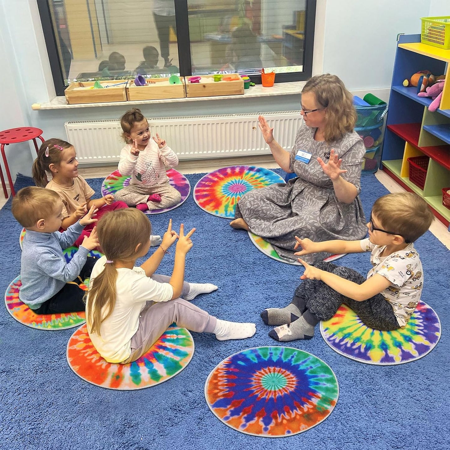 HiiARug Rainbow Carpet Circles for Classroom Sitting 12pcs Rainbow Crazy Carpet Circle Seats Colorful Children's Area Rug for Kids Playroom Daycare Preshool Room Decor 18"x18"