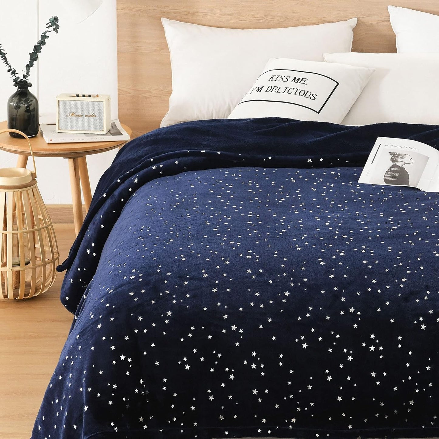 NANPIPER Fleece Blankets King Size Star Foil Print,Luxury Cozy Microfiber Blanket,Super Soft Flannel Fuzzy Blanket,Navy Blue