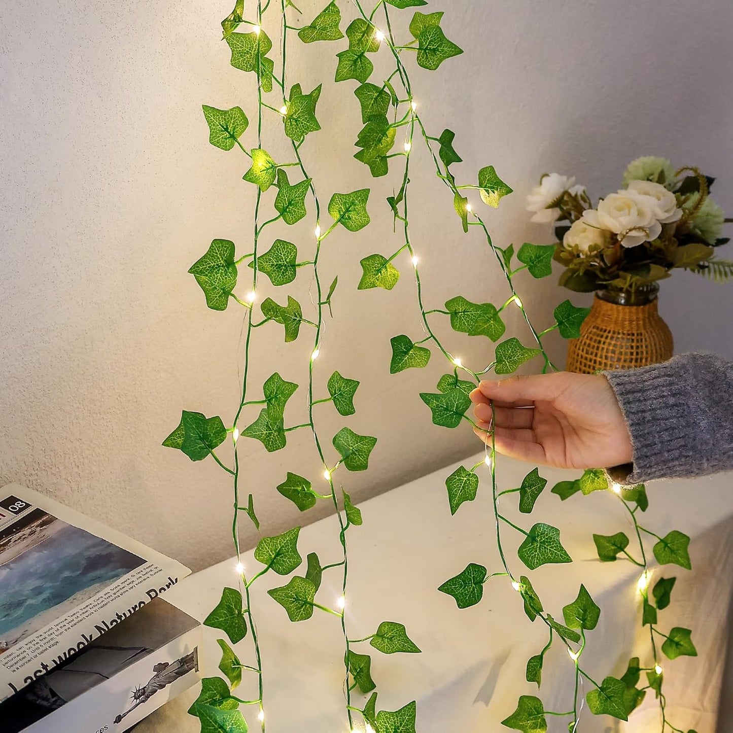 HEYFUNi Ivy Vines with Lights with Remote, 13 Ft 40LED Artificial Green Leaf String Lights USB/Battery Operated, Fake Vines for Bedroom Wall Aesthetic, Dorm, Room Decor, Warm White