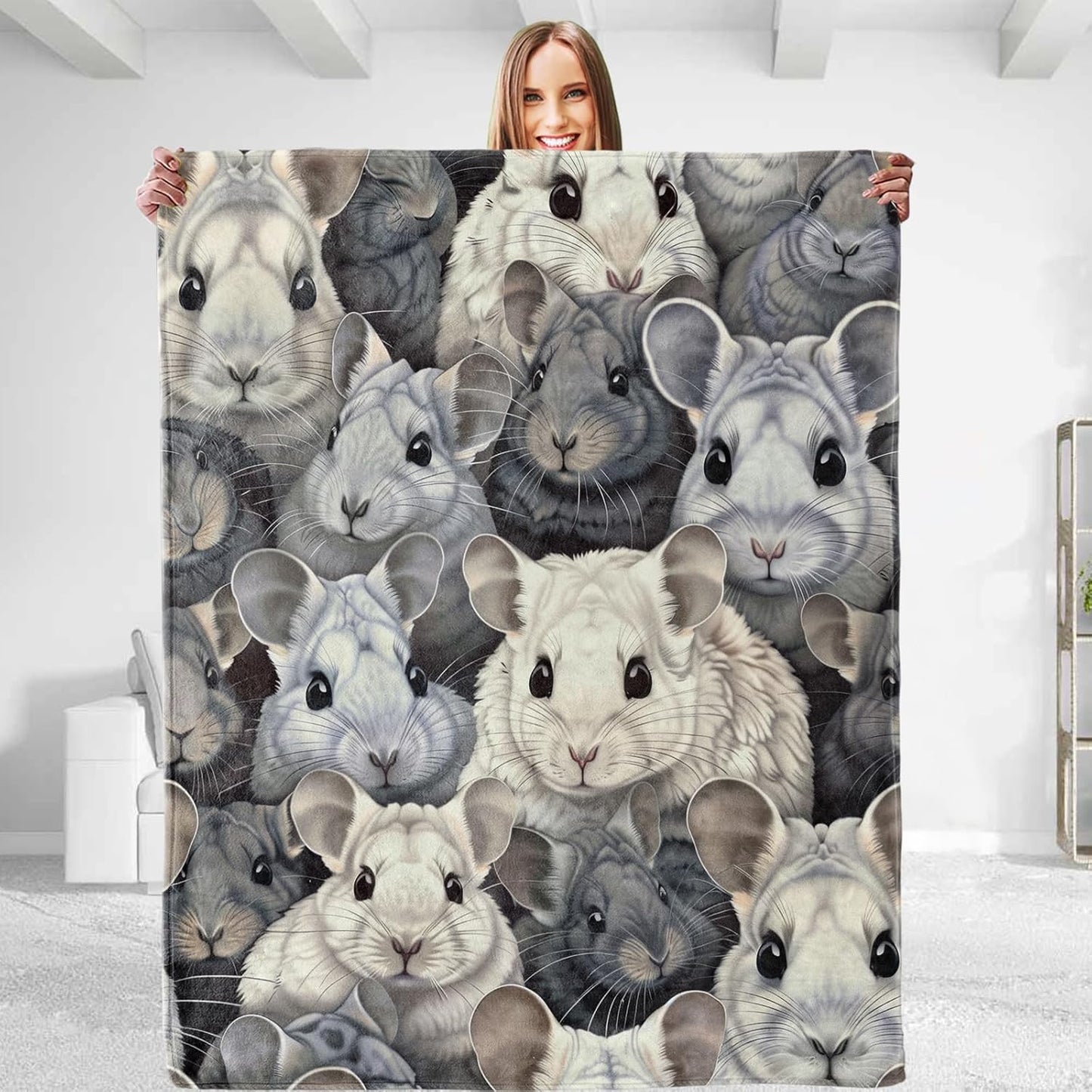 Funny Chinchilla Throw Blanket - Soft Plush, Lightweight, Warm, Fuzzy Flannel Blanket for Couch, Sofa, Travel, Outdoor - Perfect Comfy Gift for All 50in×40in