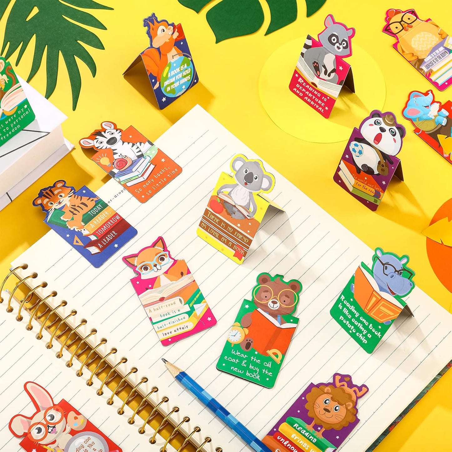 30 Pieces Cute Animal Magnetic Bookmarks for Kids Magnet Bookmark Clips Magnetic Page Marker Book Clips for Kid Student Teacher Reading Learning Supplies Party Favors