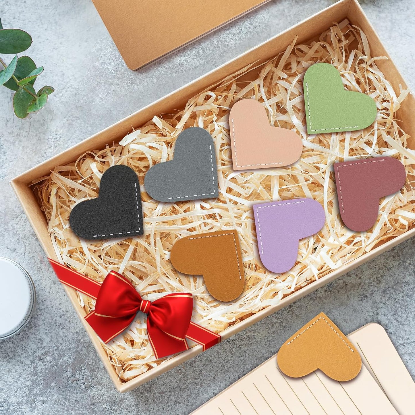 8 Pcs Leather Heart Bookmarks, UPABLUNSO Cute Heart Bookmark Corner Page Book Marks, Book Accessories for Women, Kids, Teachers, Reading Lovers, Cute Handmade Reading Gifts