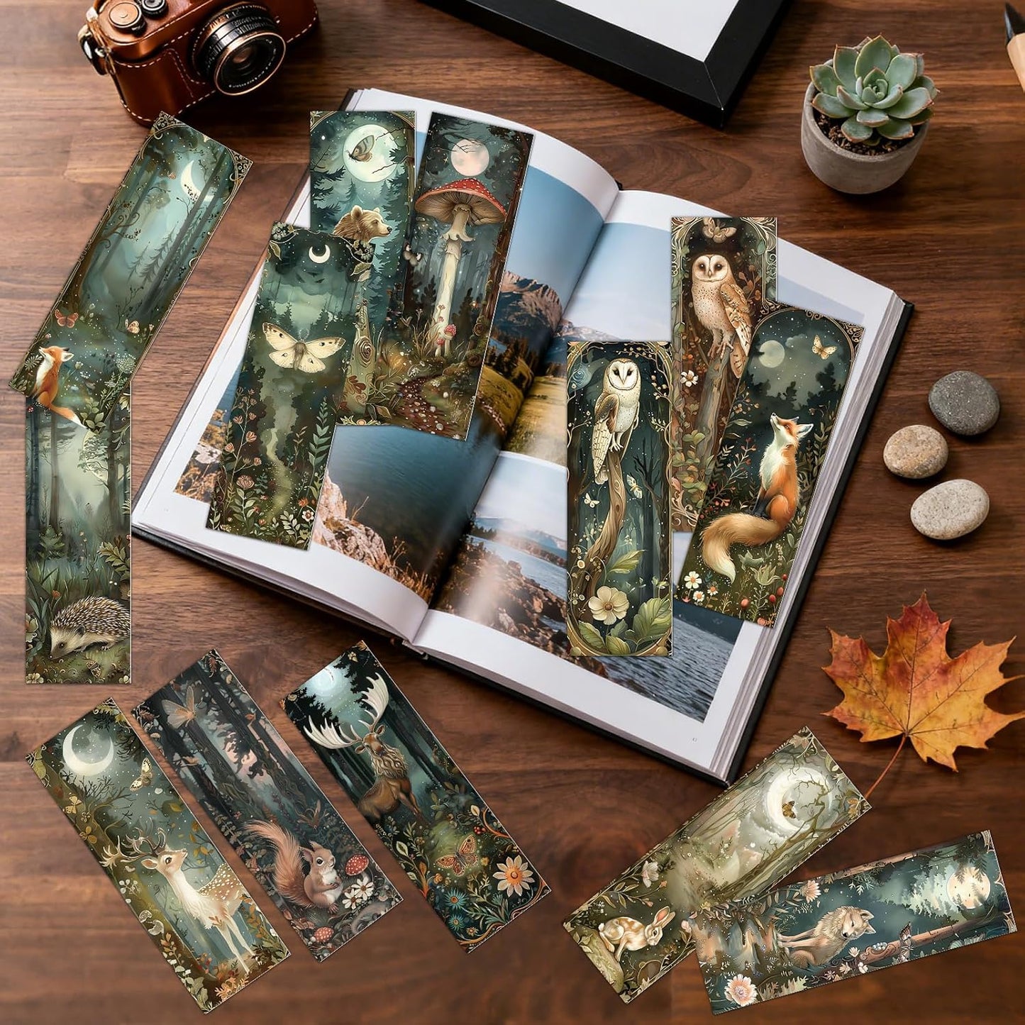 Woodland Animal Bookmarks Gifts - 100 Pcs Fantasy Forest Animal Bookmark Paper Mushroom Raccoons Flower Book Mark Page Clips Gifts for Women Men Book Lovers Students Teachers Bookish Reading