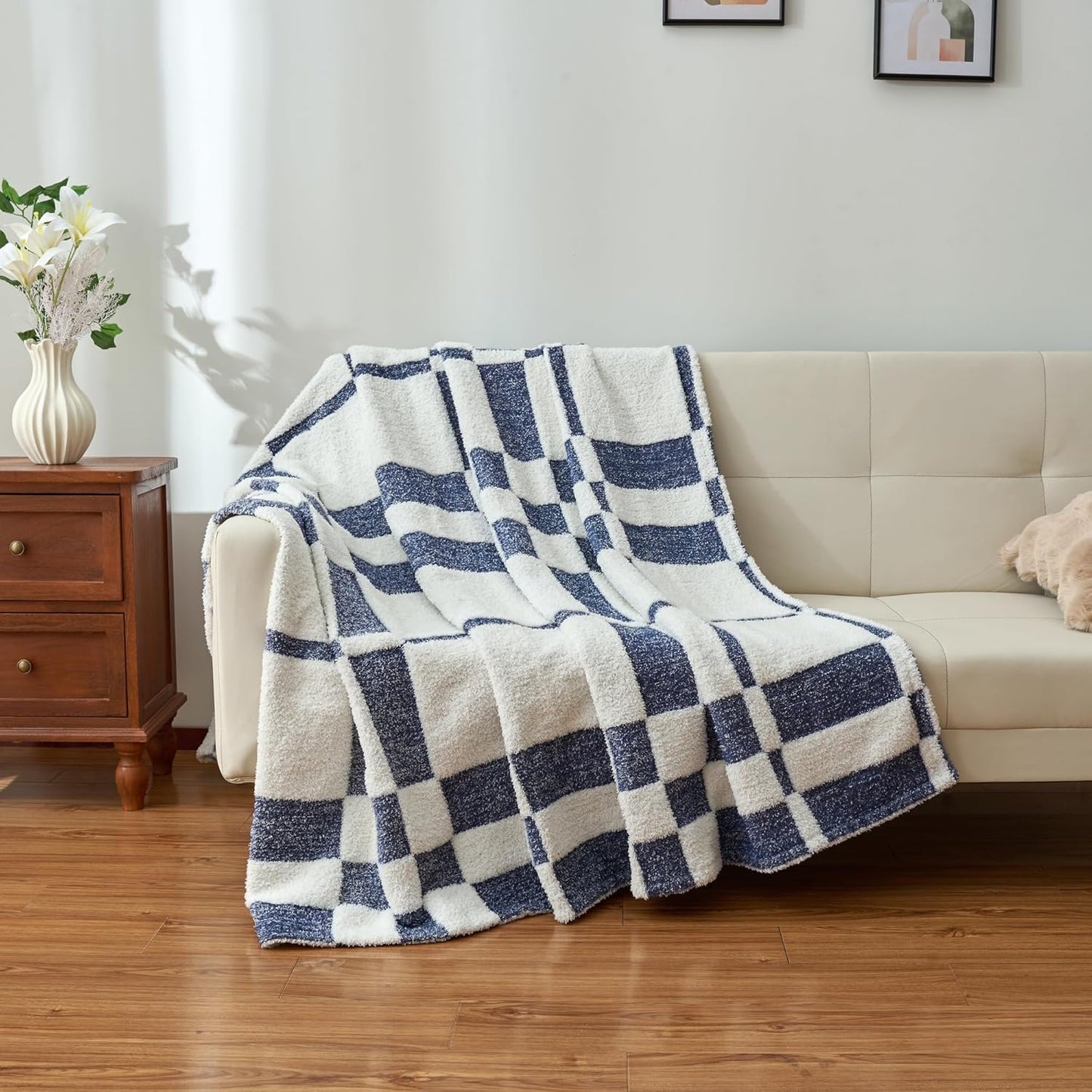 Winter Plaid Throw Blanket Fluffy Fuzzy Soft Lightweight Cozy Farmhouse Tassels Checkered Knitted Throws for Couch Sofa Bed (Navy Blue, 60"x80")