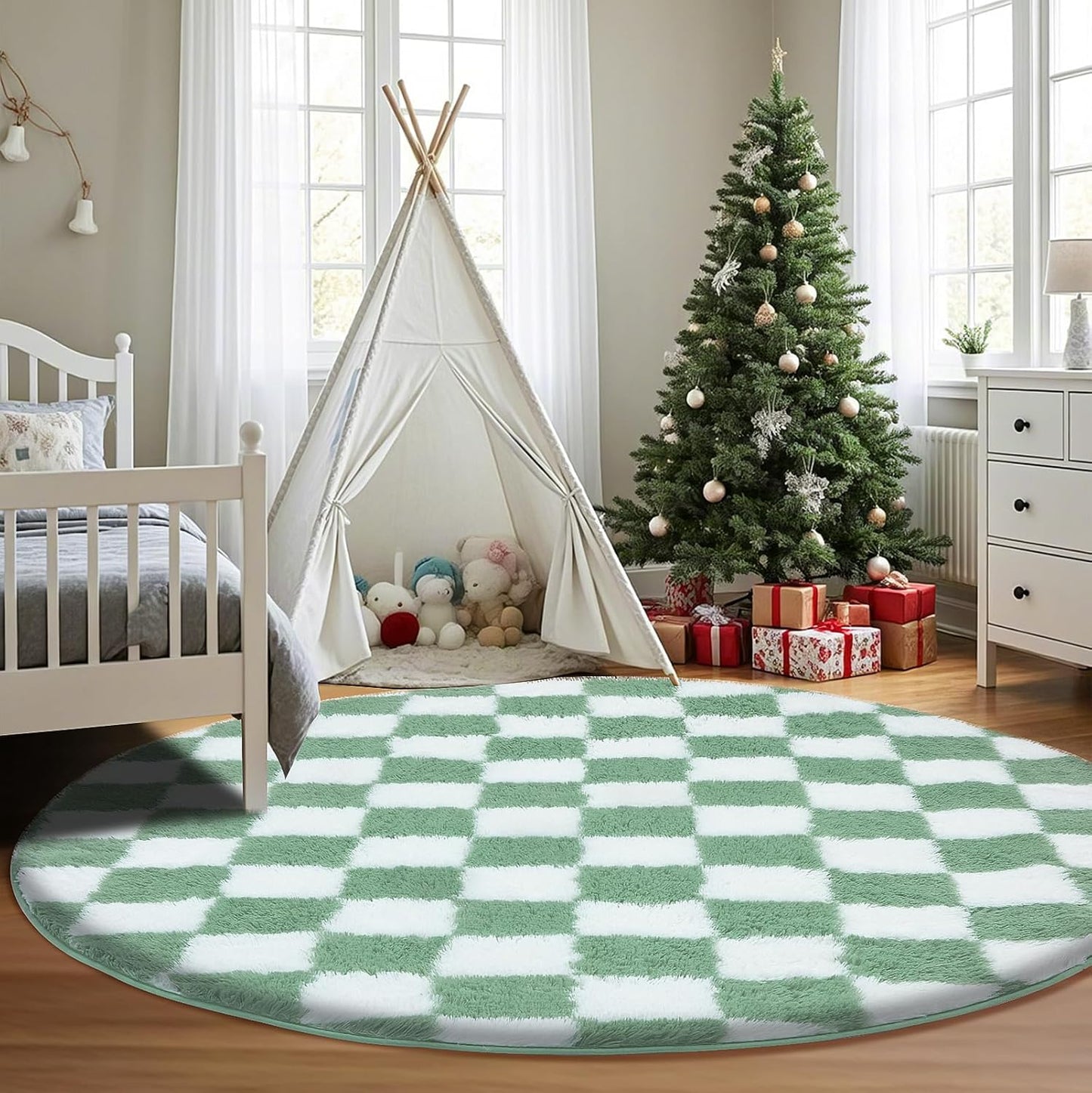 Super Soft Rug, Round Rug for Bedroom, 4X4 Ft Sage Green and White Checkered Round Rug Non-Slip High Pile Cute Soft Fluffy Rug for Living Room Bedroom Kids Room