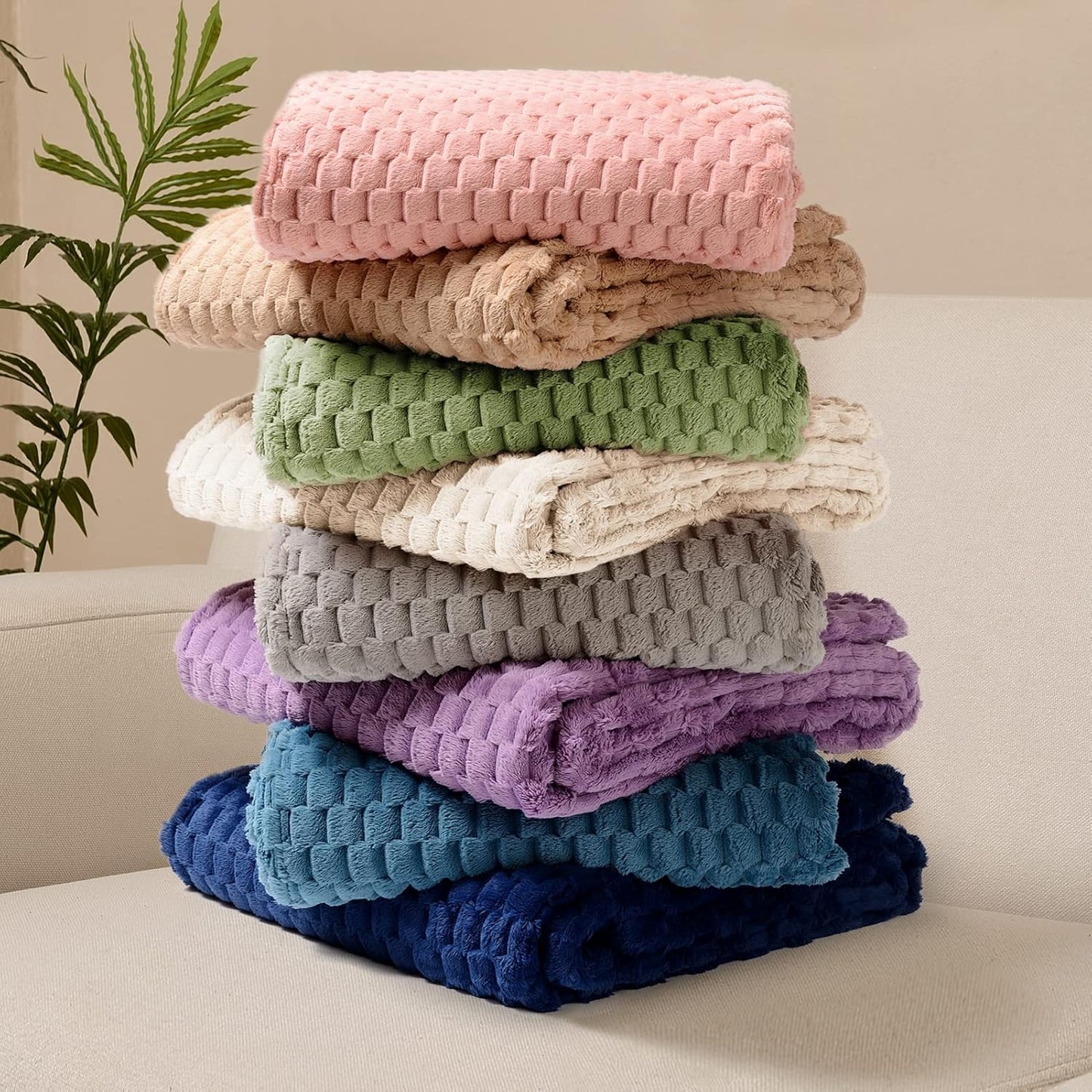 FY FIBER HOUSE Fleece Blanket Queen Size for Bed 300GSM Super Soft Plush Fuzzy Blankets and Throws for Sofa Couch Office, 90x90 Inches, Camel