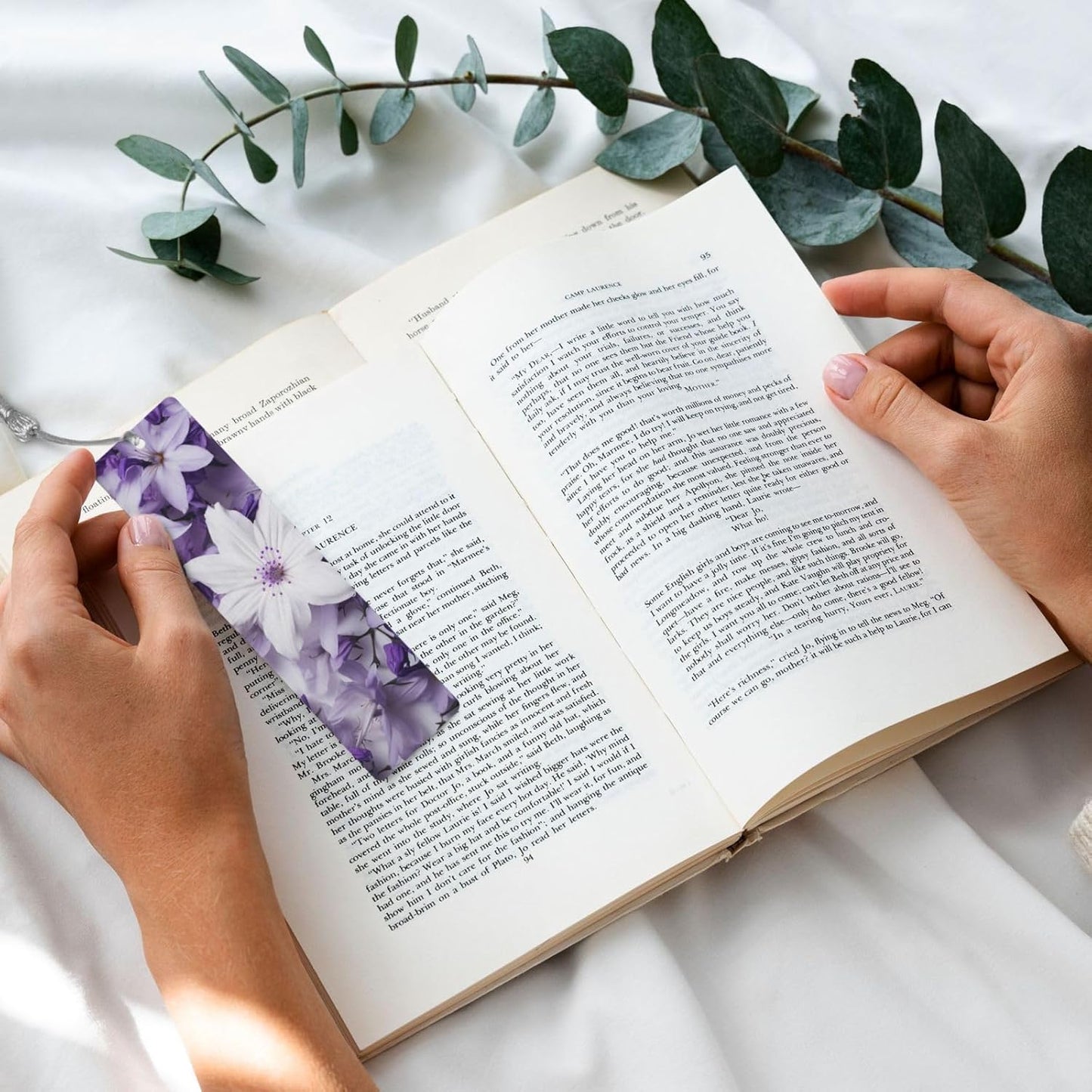 Small Purple Flower Bookmarks Gifts for Women Men, Wooden Bookmarks for Book Lovers, Vintage Book Marks Ornaments with Tassel, Unique Personalized Reading Page Markers Gray