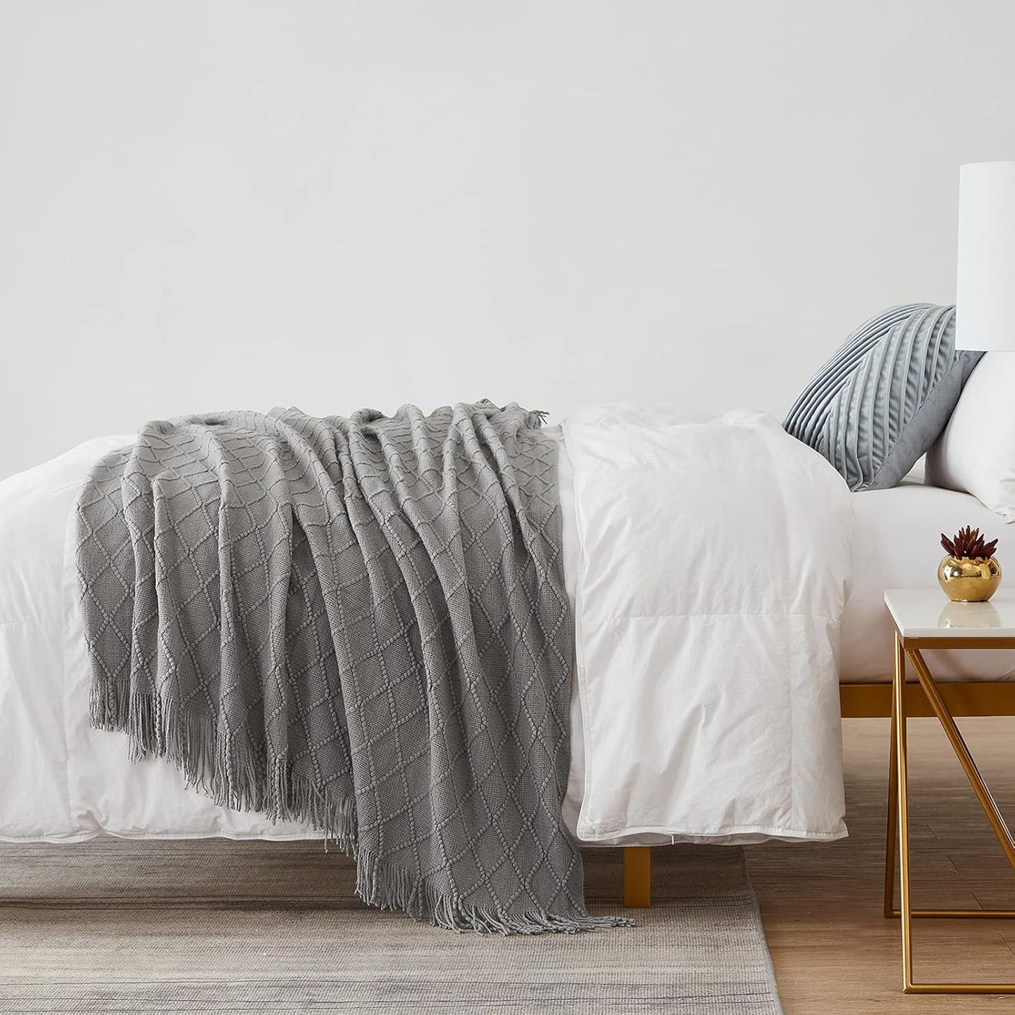 BOURINA Light Grey Throw Blanket 50 x90 Inches Throw Textured Solid Soft Sofa Throw Bed Runner Couch Cover Knitted Decorative Blanket Bed Runner
