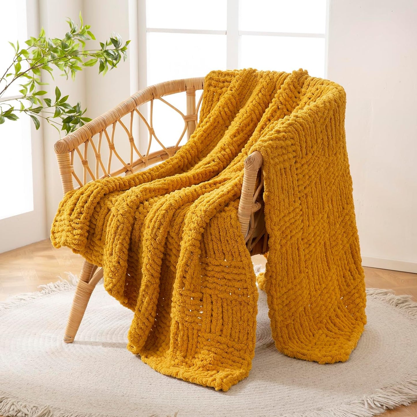 YIRUIO Handmade Chunky Knit Throw Blanket Cable with Checkered Pattern 60x80 Oversized Throw Larger Yarn Ultra Soft Cozy Warm for Home Décor Couch Sofa Bed (Turmeric, Twin XL)