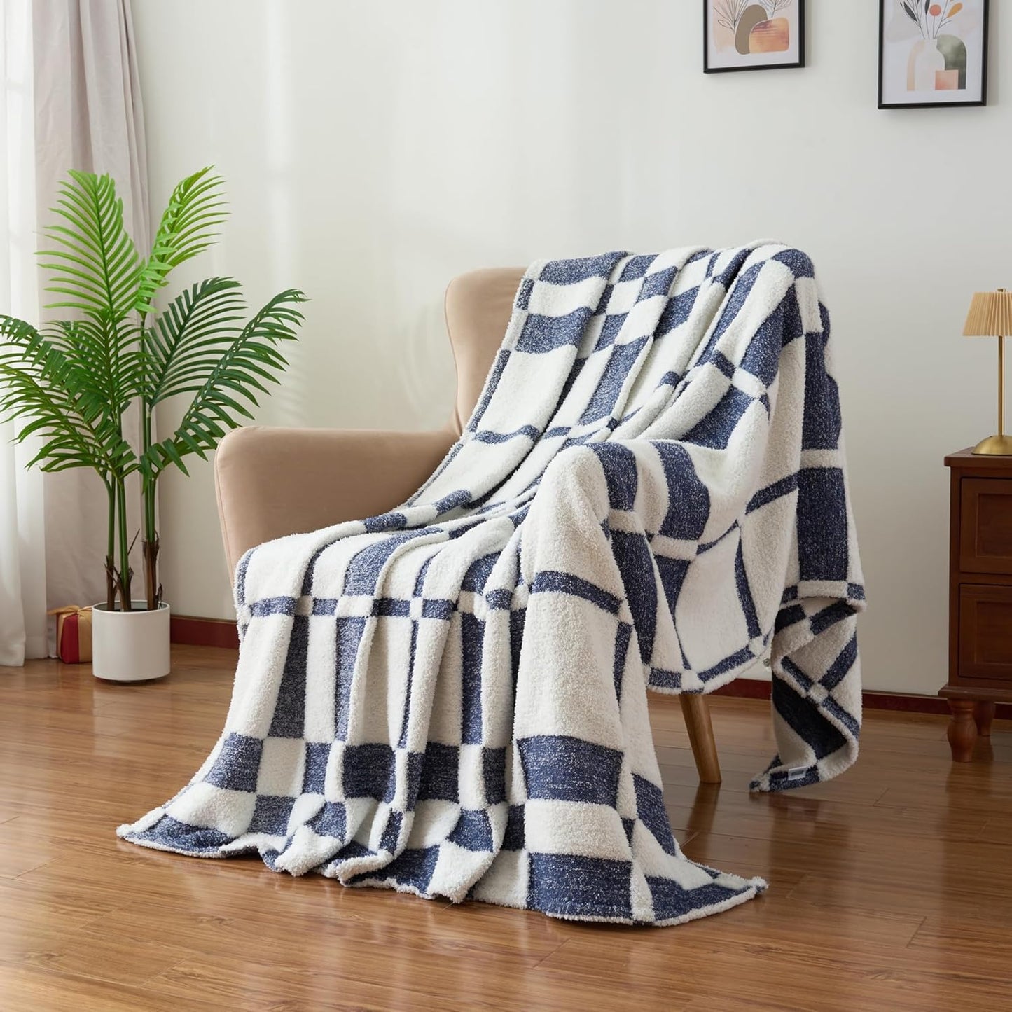 Winter Plaid Throw Blanket Fluffy Fuzzy Soft Lightweight Cozy Farmhouse Tassels Checkered Knitted Throws for Couch Sofa Bed (Navy Blue, 60"x80")
