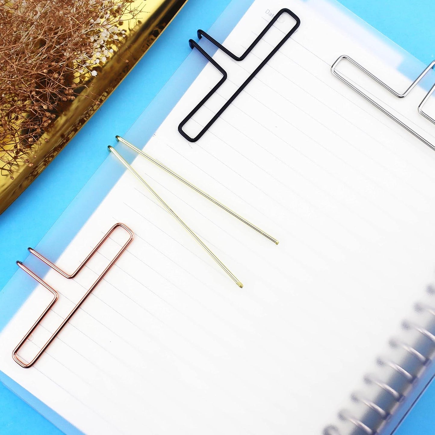 Music Book Metal Clip Pack of 4 Book Page Holder for Reading, 4 Colors Book Opener Piano Sheet Book Accessories Portable Book Open Holder for Book Lovers (Rose Gold, Black, Gold, Silver)