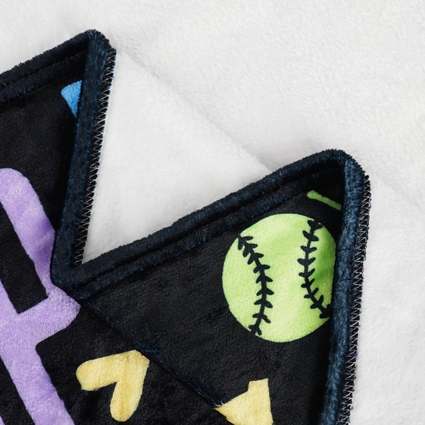 Softball Blanket Gifts for Boys Girls, Softball Lovers Throw Blanket Super Soft Lightweight Travel Bed Sofa Blankets for Sport Fans Kids Adults Player Coach, 50 x 60 Inch