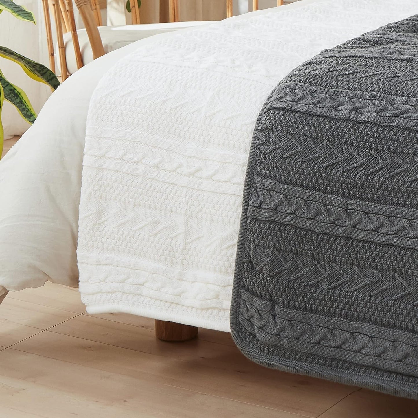 Longhui bedding Acrylic Cable Knit Sherpa Throw Blanket - Thick, Soft, Big, Cozy Grey Knitted Fleece Blankets for Couch, Sofa, Bed - Large 50 x 63 Inches Gray Coverlet All Season