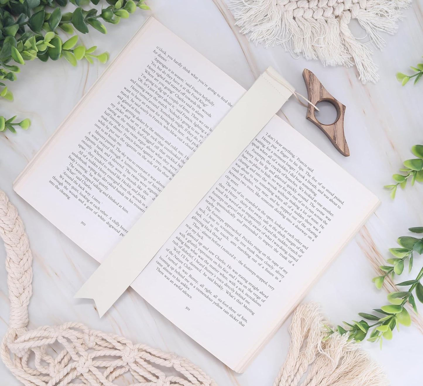 Wood Book Page Holder - Thumb Page Holder - Reading Accessories Gifts, Book Lovers Gifts, Bookworm and Avid Reader Gift - Keep Book Open (Brown with Bookmark)