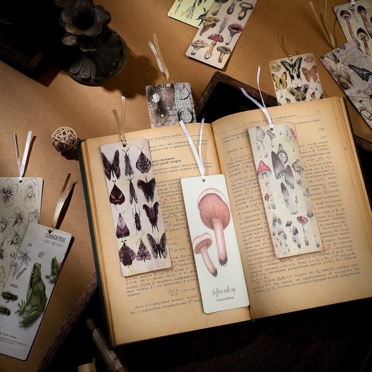 120 Pack Vintage Natural Style Butterfly Flower Plant Bookmarks Vintage Bookmarks Page Clips Assorted Book Markers Set with Exquisite Pattern for Women, Students, and Book Lovers