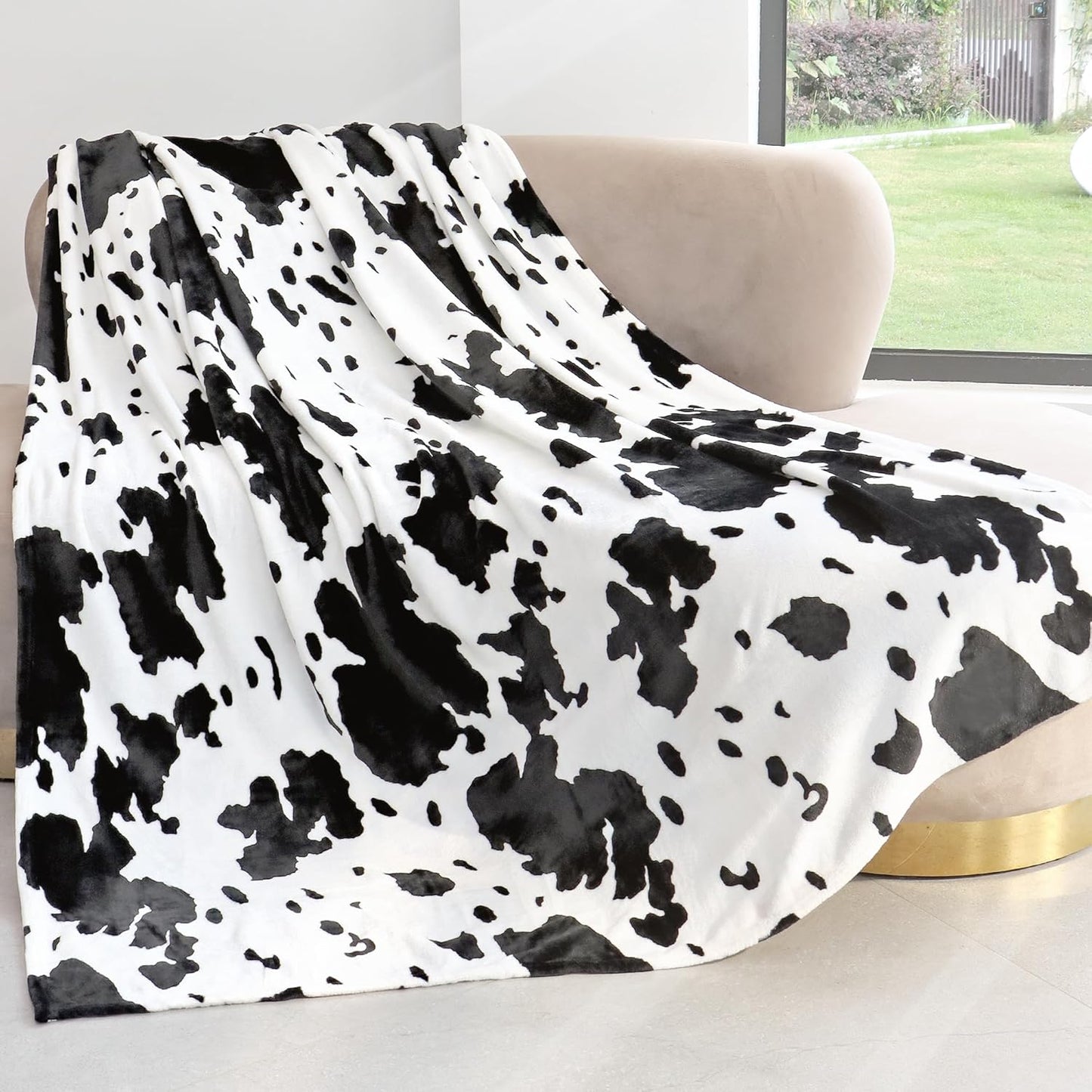 Cute Blankets for Girls Boys, Warm Fuzzy Plush Small Soft Fleece Throw Blanket for Car Seat Stroller Travel, All Seasons 40x50 inches
