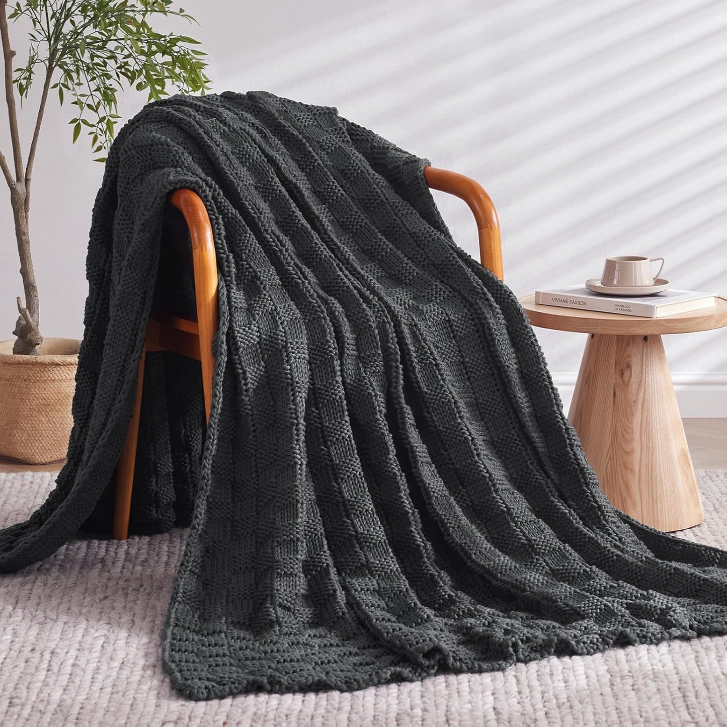 Knitted Weighted Blanket for Adult, No Beads Heavy Blanket 48” x 72'' 15lbs, Breathable Chunky Knit Blanket, Cooling Weighted Blanket for Hot Sleepers, Christmas Home Decor (Dark Grey)