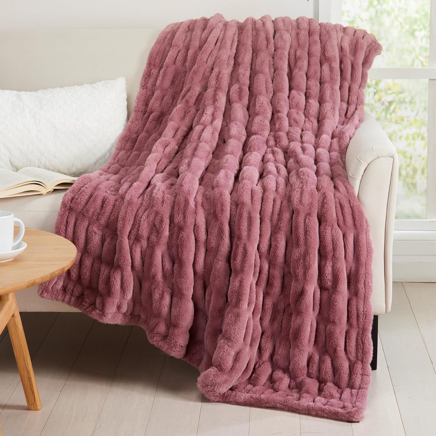 Springtree Home | Luxury Plush Throw Blanket | Pink Throw Blanket | Perfect Blanket for Couch Year Round | Fluffy Micro Fleece | Lily Collection - Rose