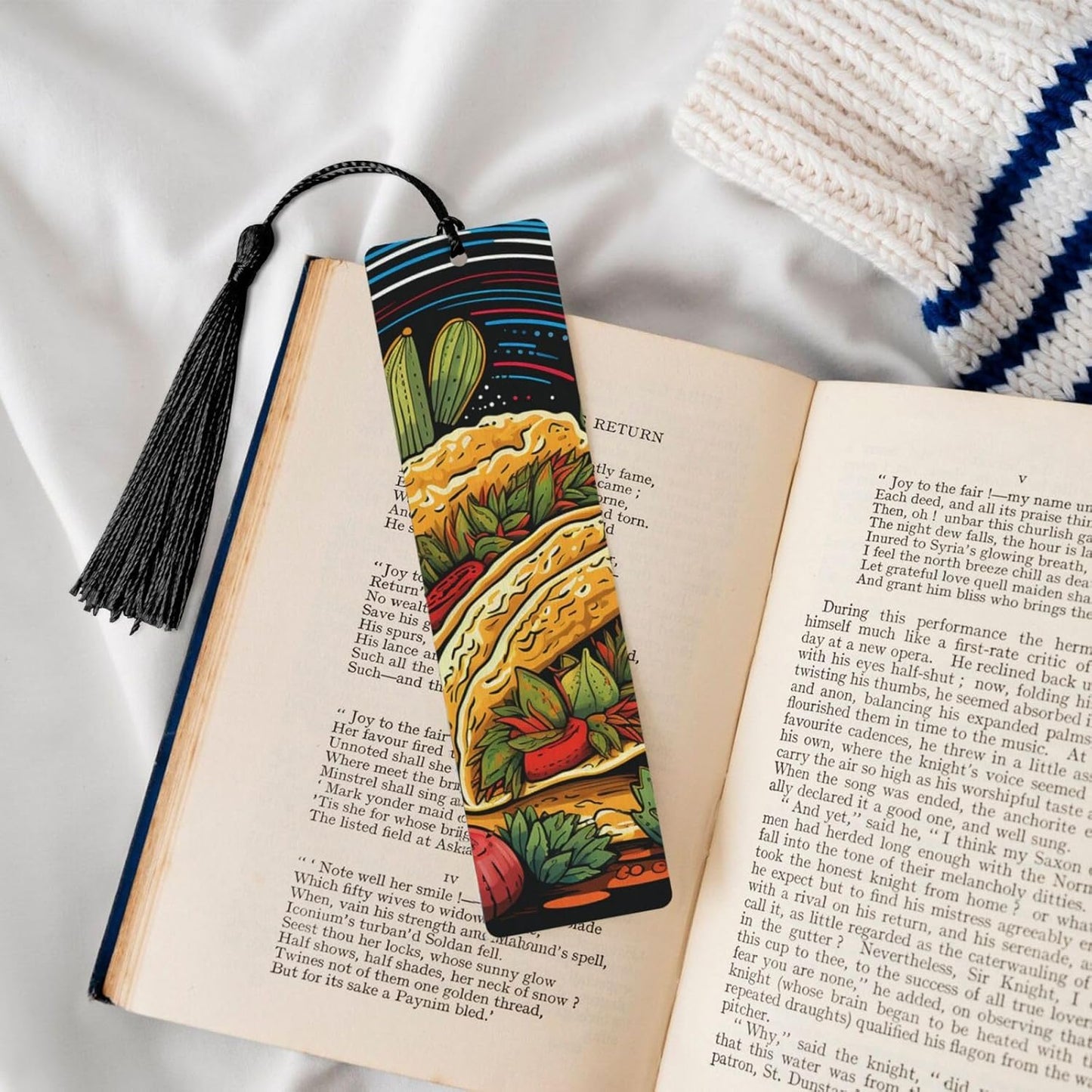 Tacos Bookmarks Gifts for Women Men, Wooden Bookmarks for Book Lovers, Vintage Book Marks Ornaments with Tassel, Unique Personalized Reading Page Markers Black
