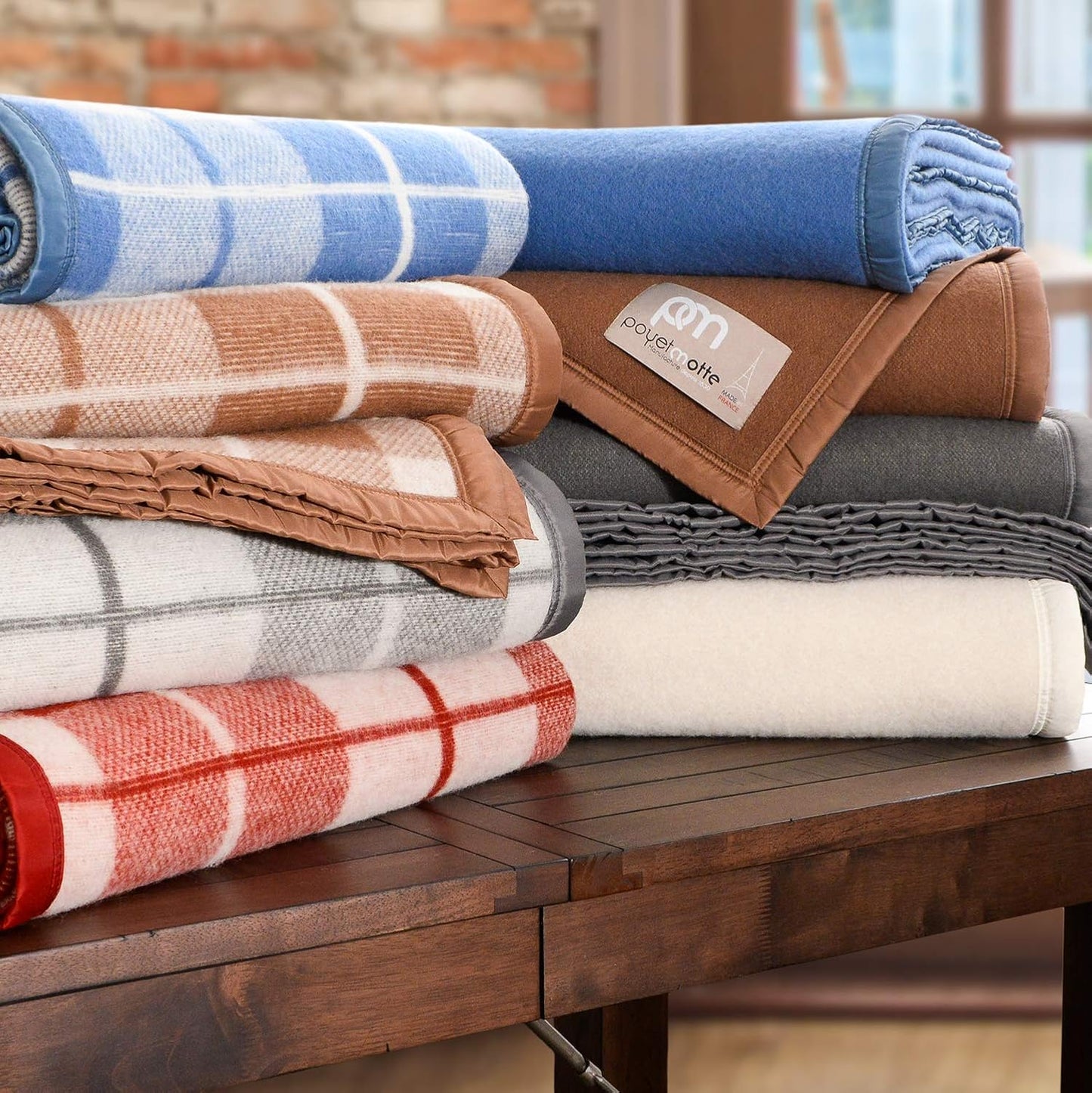 Poyet Motte Rivoli Solid 400GSM 100% Virgin Wool Blanket, Medium/Heavy Weight, Machine Washable (Blue/Natural Plaid, Twin Size)