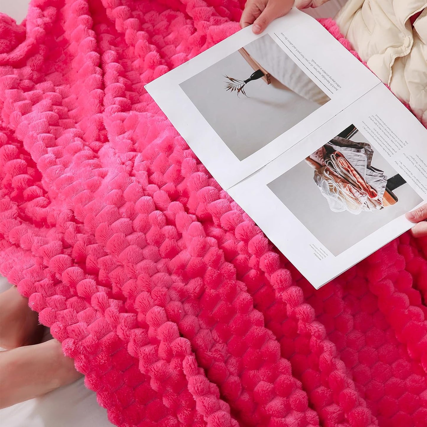 Puncuntex Hot Pink Throw Blanket 60"×80" inches Fuzzy 3D Jacquard Decorative Flannel Fleece Super Soft Plush Cozy Blanket for Couch Sofa Chair Lightweight