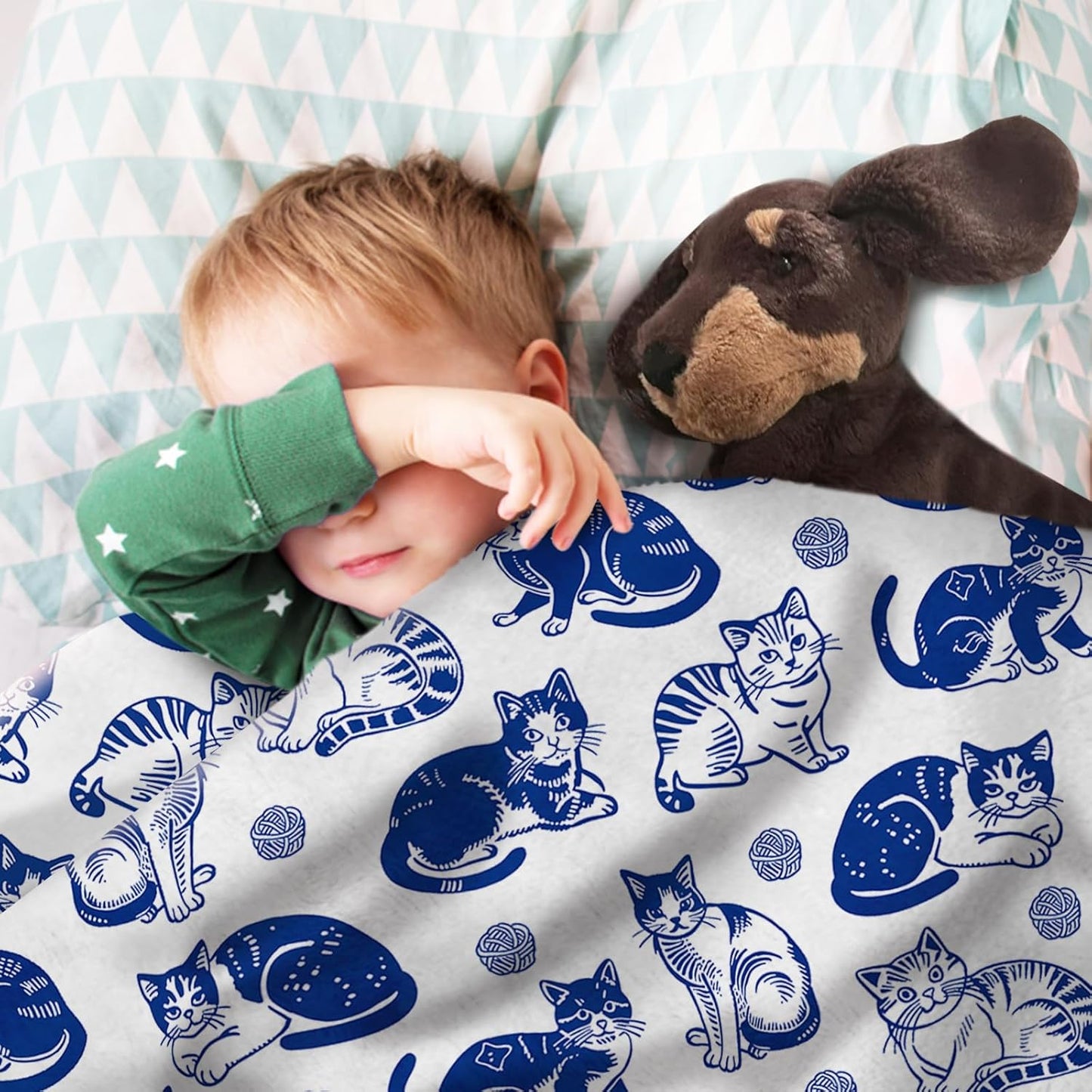 Blue White Cat Flannel Throw Blanket, Cute Yarn Ball Birthday Gifts for Kids Men Women Pet Owner Lover, Vintage Soft Blankets for Bedding Sofa 50" x 60"