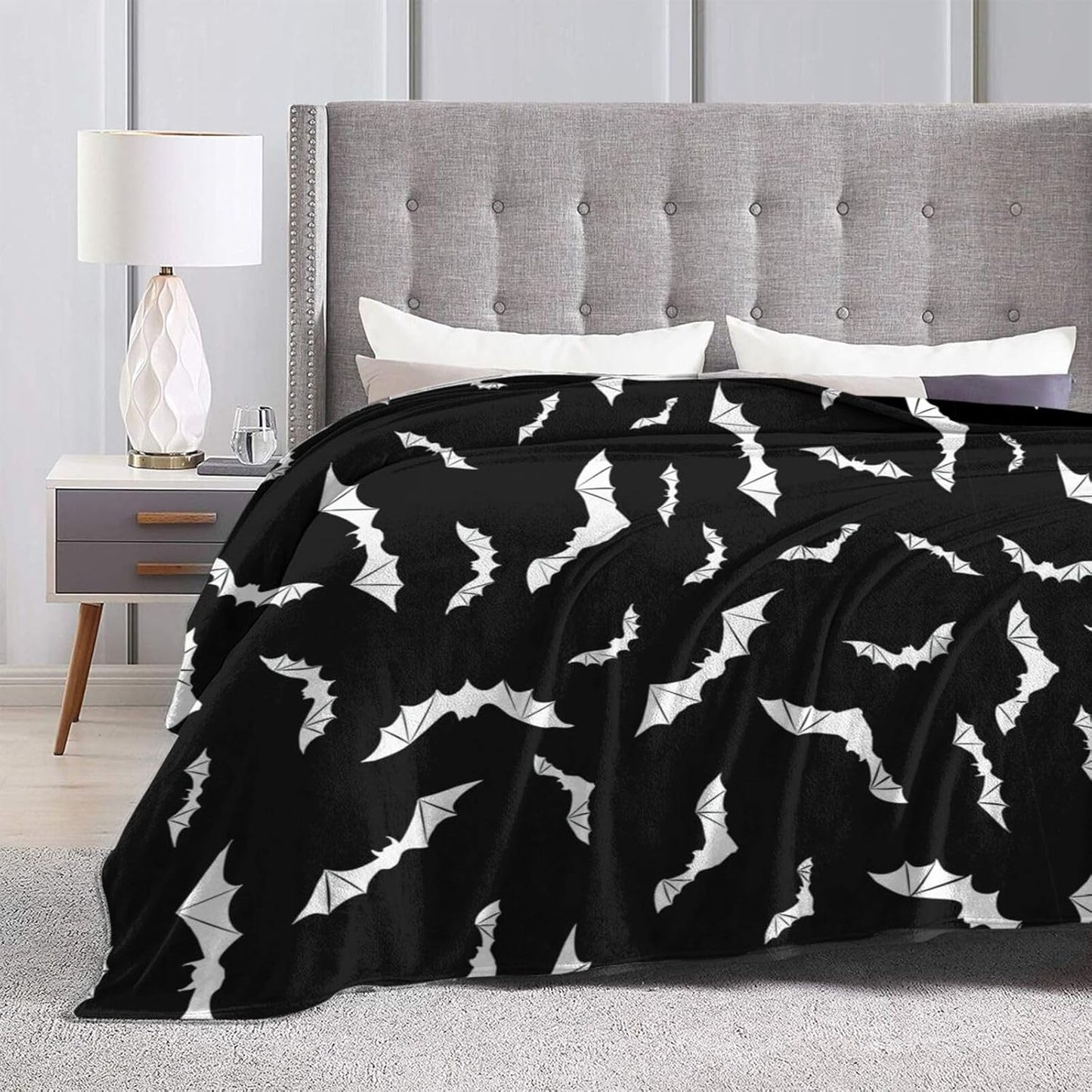 Bats Halloween Goth Fleece Flannel Blanket Throw Warm Lightweight Blankets for Home Office All Season (Bats Halloween Goth, 80X60)