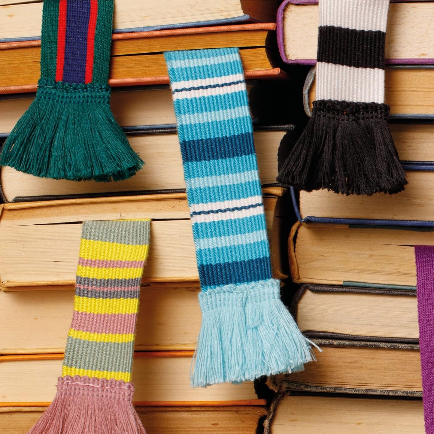 IF USA 32912 Book Scarf Bookmark - All The Blues