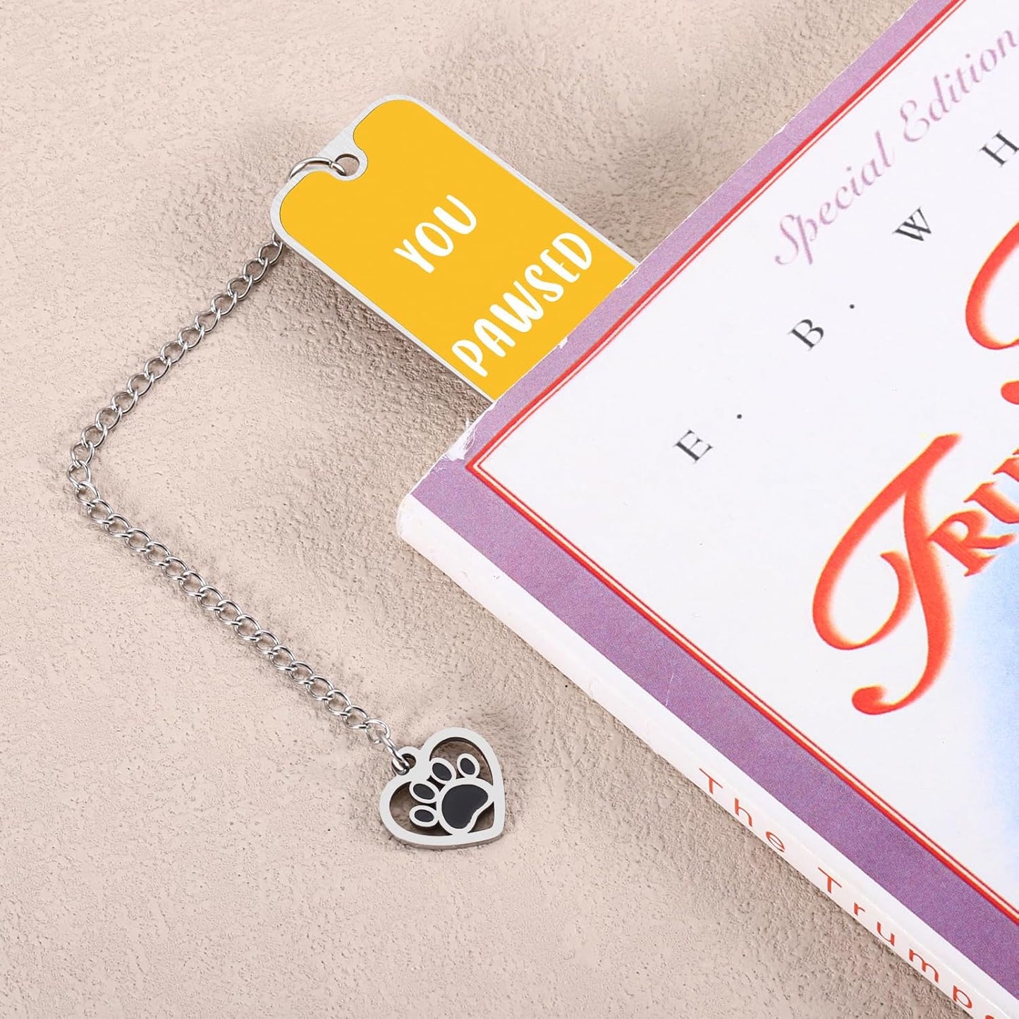 Cute Dog Bookmark, Pomeranian Dog Mom Gifts for Women, Valentines Day Gifts for DogMom DogDad Dogs Lovers, Metal Book Marks for Reading Women Men, Dogs Lover Gift for Woman Readers College Granduation