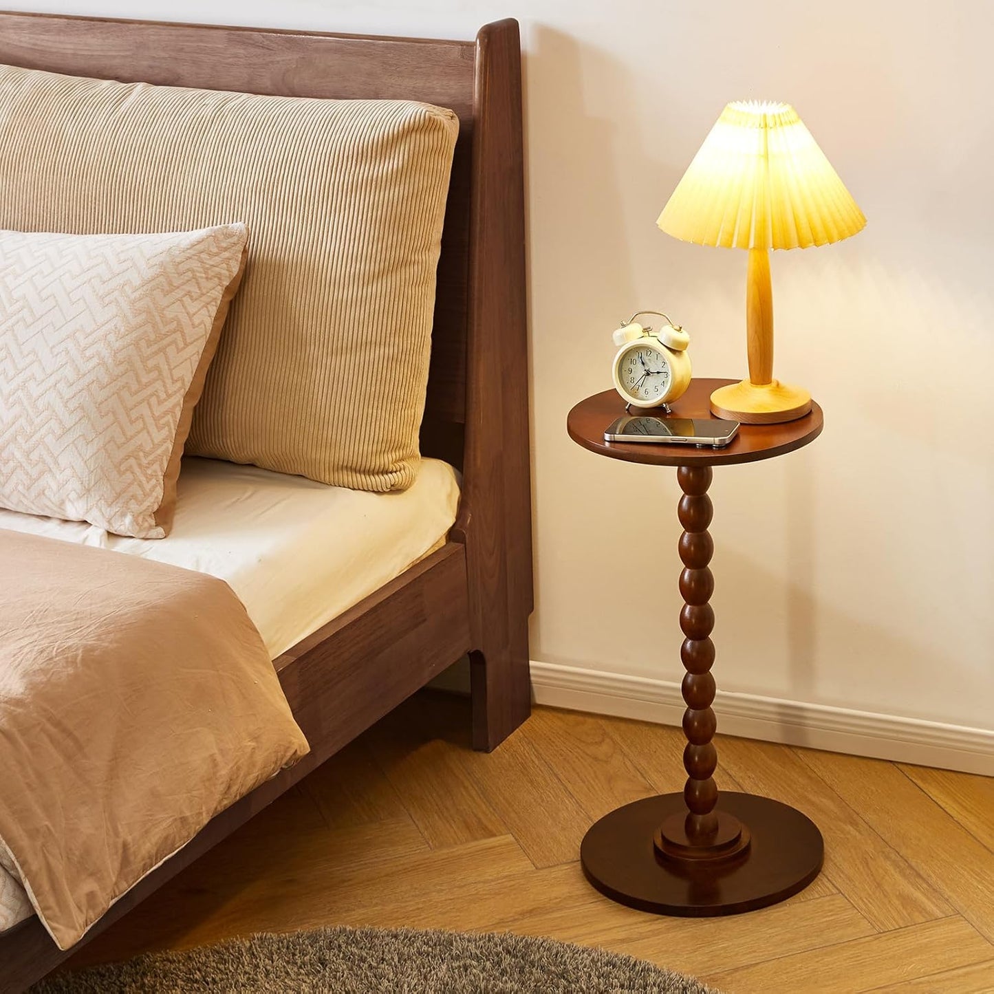 Round Side Table, Solid Wood End Table, Small Drink Table Sofa End Table, Bedroom Small Corner Table, Sturdy Weight-Bearing Design Brown YD-RST001H