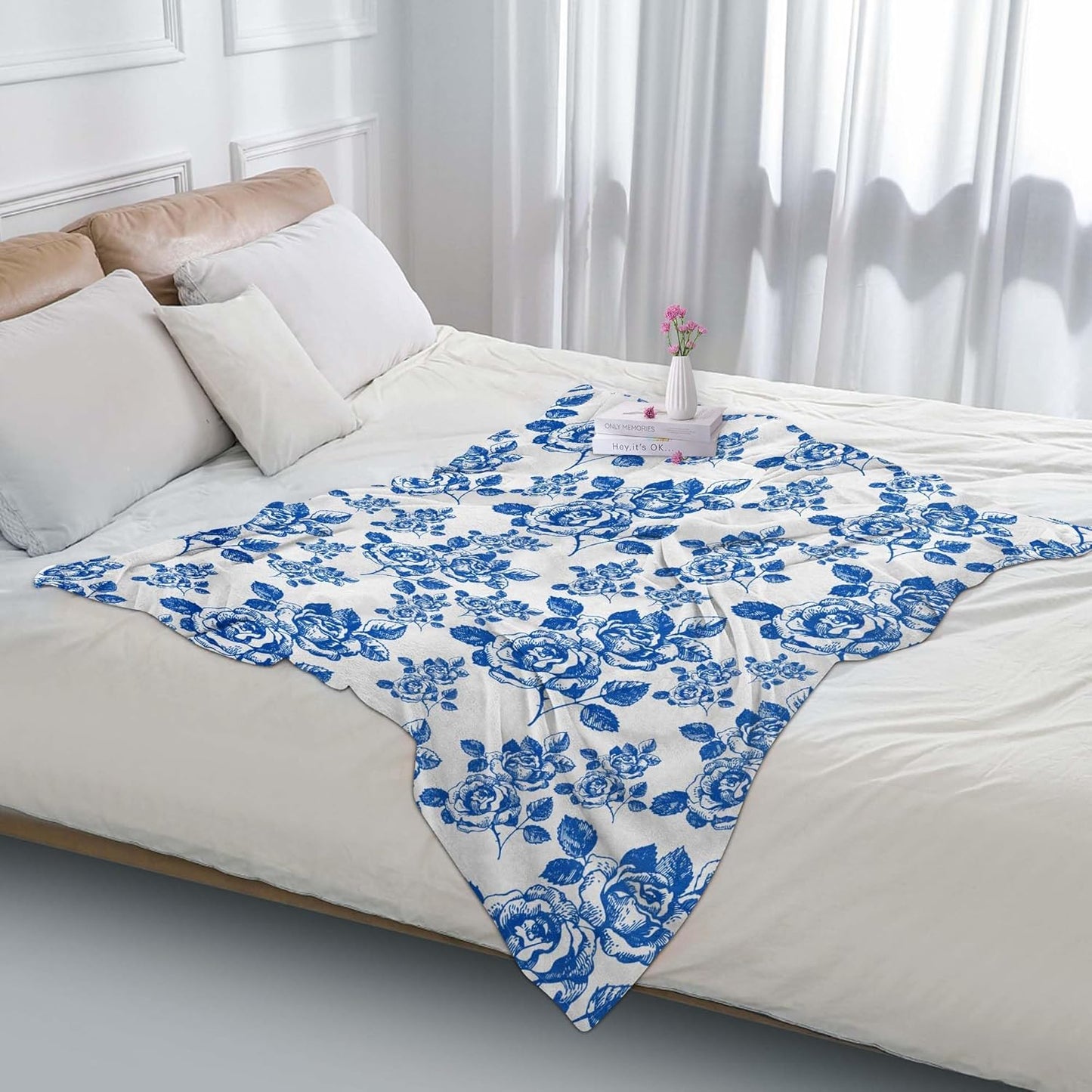 Blue Floral Throw Blanket Blue and White French Country Chinoiserie Flannel Blankets for Couch Bed Living Room Sofa, Decorative Patterned Super Soft Cozy, 50x60 in