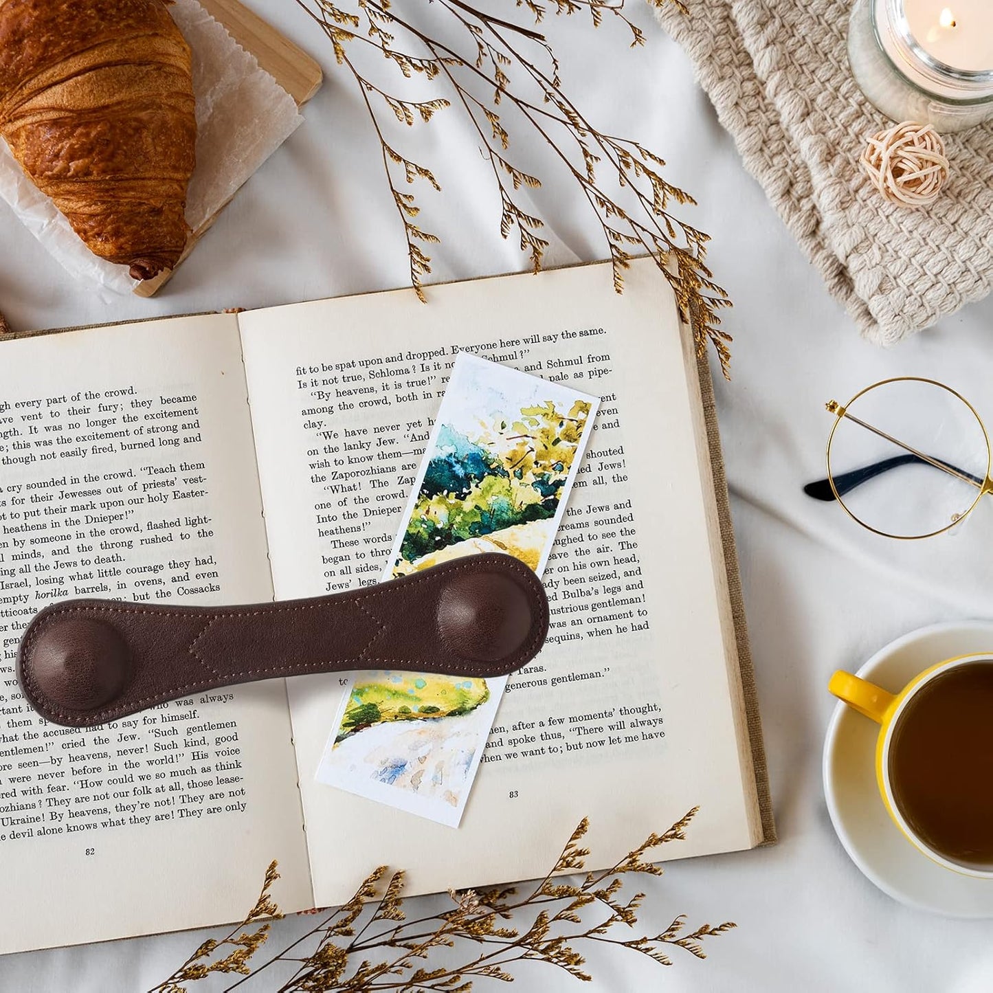Weighted Bookmark - Leather Book Page Weight Book Weights Holder for Hands-Free Reading Paper Weights for Cookbooks Crafts Music Books Appreciation Bookmark (01Coffee)