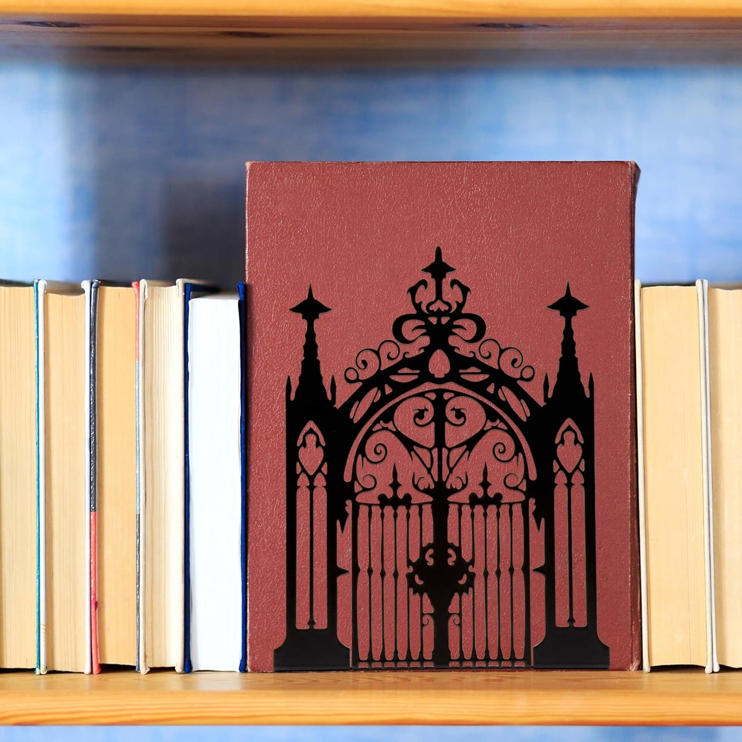 Gothic Church Architectural Metal Bookends, Ornate Iron Gothic Bookshelf Bookends for Home Décor, Decorative Bookends for Bookshelf
