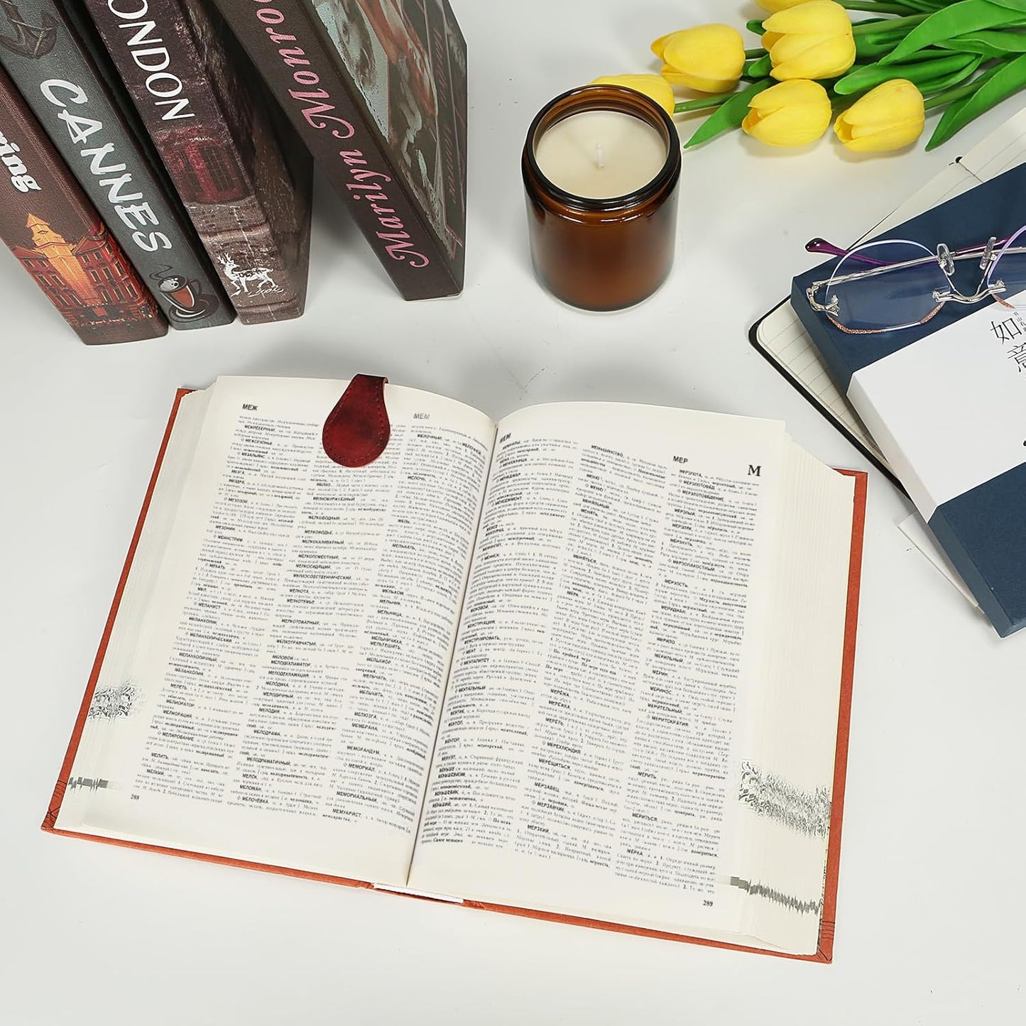 3PCS Magnetic Leather Bookmarks with Gift Box, Vintage Handmade Page Clips for Women and Men, Double-Sided Page Markers for Readers, Teachers, Students and Book Lovers