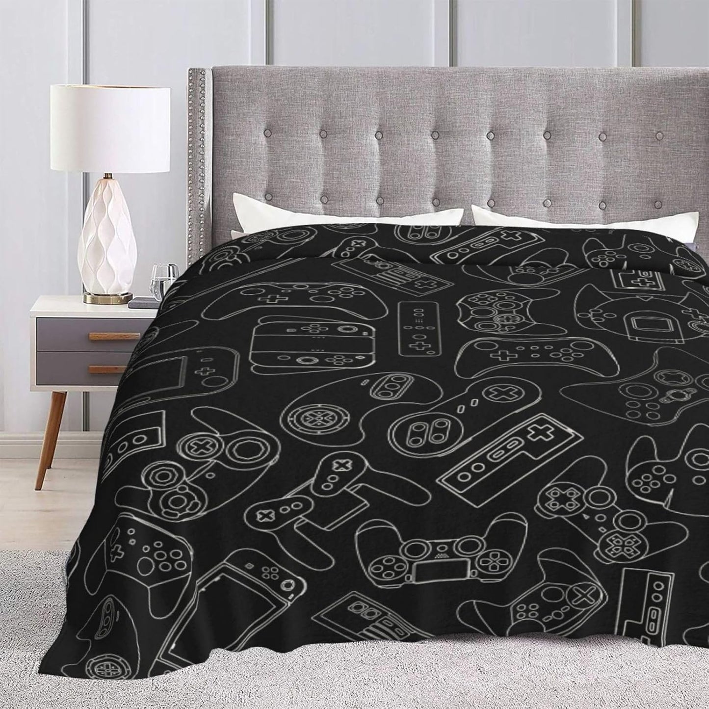 Perinsto Video Game Controller Black Throw Blanket Ultra Soft Warm All Season Gaming Theme Decorative Fleece Blankets for Bed Chair Car Sofa Couch Bedroom 80"X60"