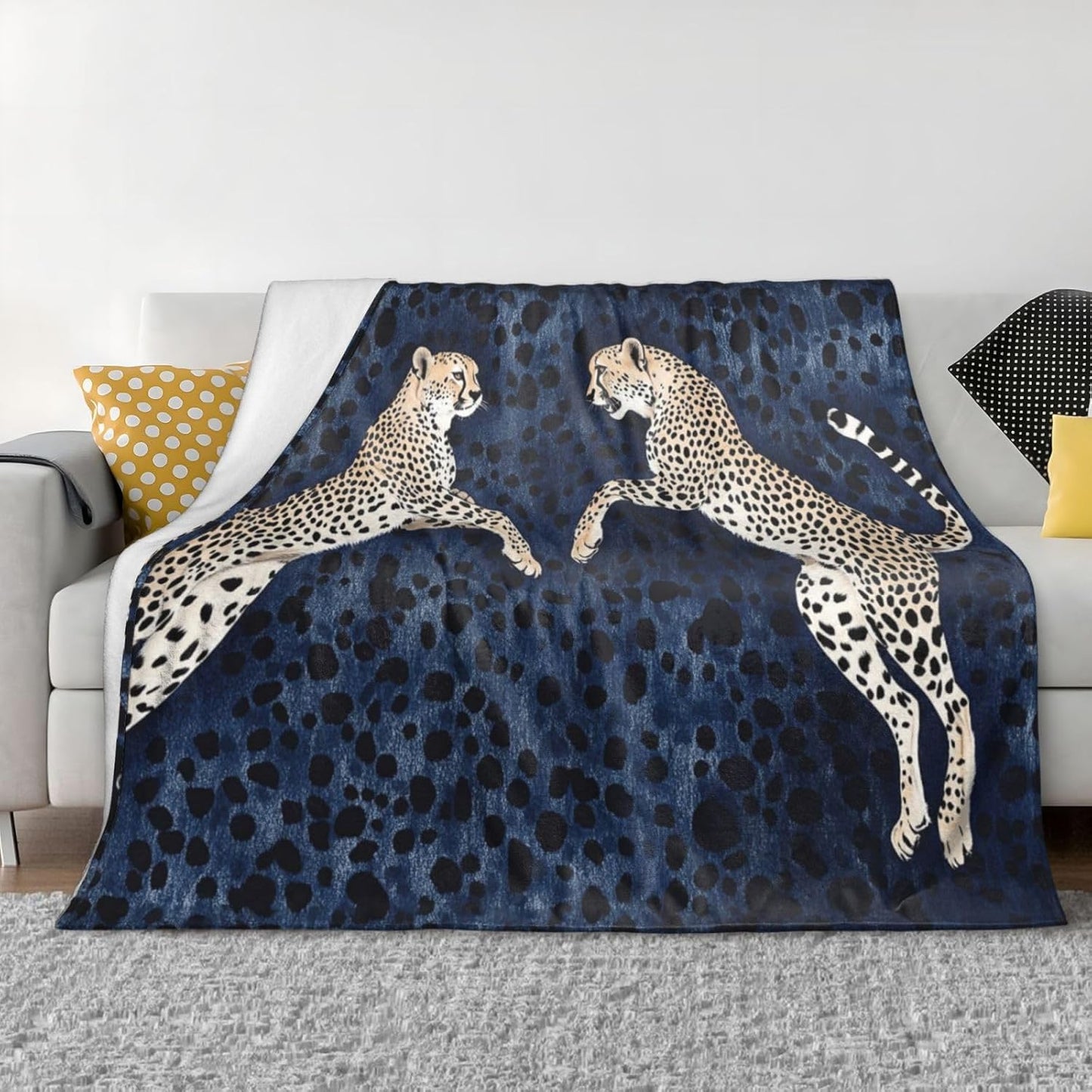 Leopard Blanket Cheetah Decor Animal Print Throw Blanket Gifts for Girls Boys Lovers Super Warm Soft Plush Lightweight Fleece Flannel Winter Bedding Blankets for Kids Adults Women Men 50"X40"