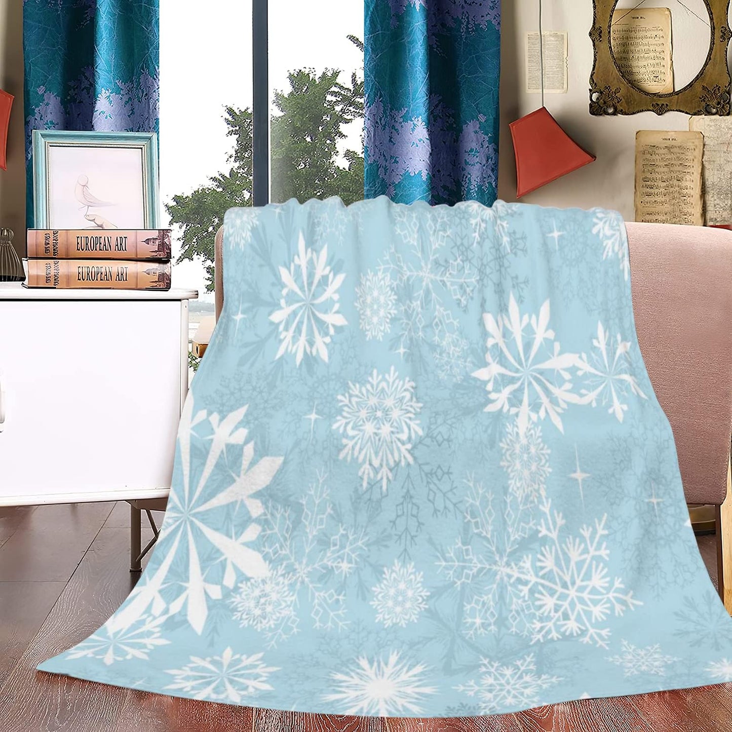Christmas Throw Blanket for Couch Sofa Blue Snowflake Soft Warm Cozy Fleece Holiday Throw Blanket, Home Decor, Lightweight 40x50 Inches