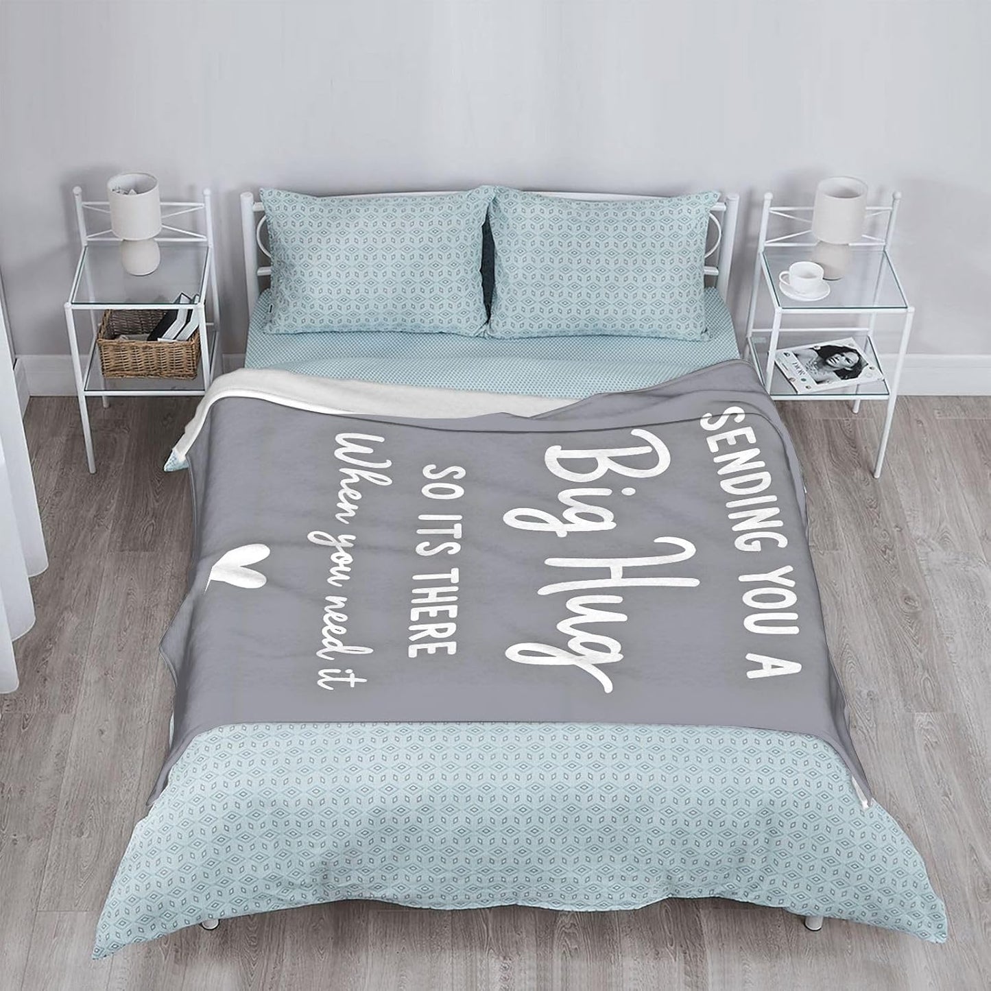 Sending You A Big Hugs So Its There When You Needs It Blanket Cozy Flannel Throw Comfort Blanket Supportive Healing Gift for Friend Family Sympathy Encouragement Bereavement Get Well Soon