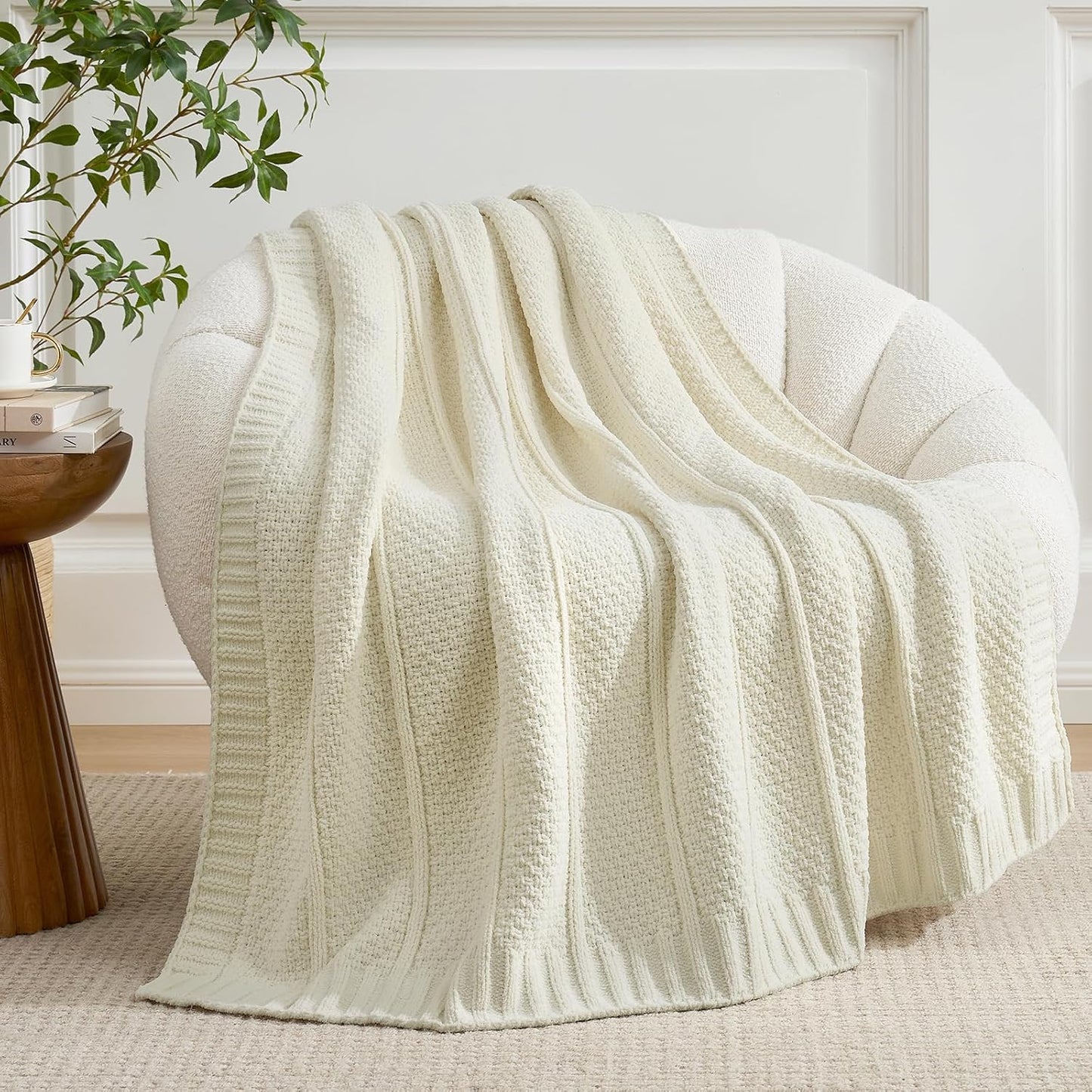 Amélie Home Premium Chenille Throw Blanket, Soft Cozy Moss Stitch Knit Blanket for Couch, Sofa, Chair, Home Decor, Ivory 50"x60"