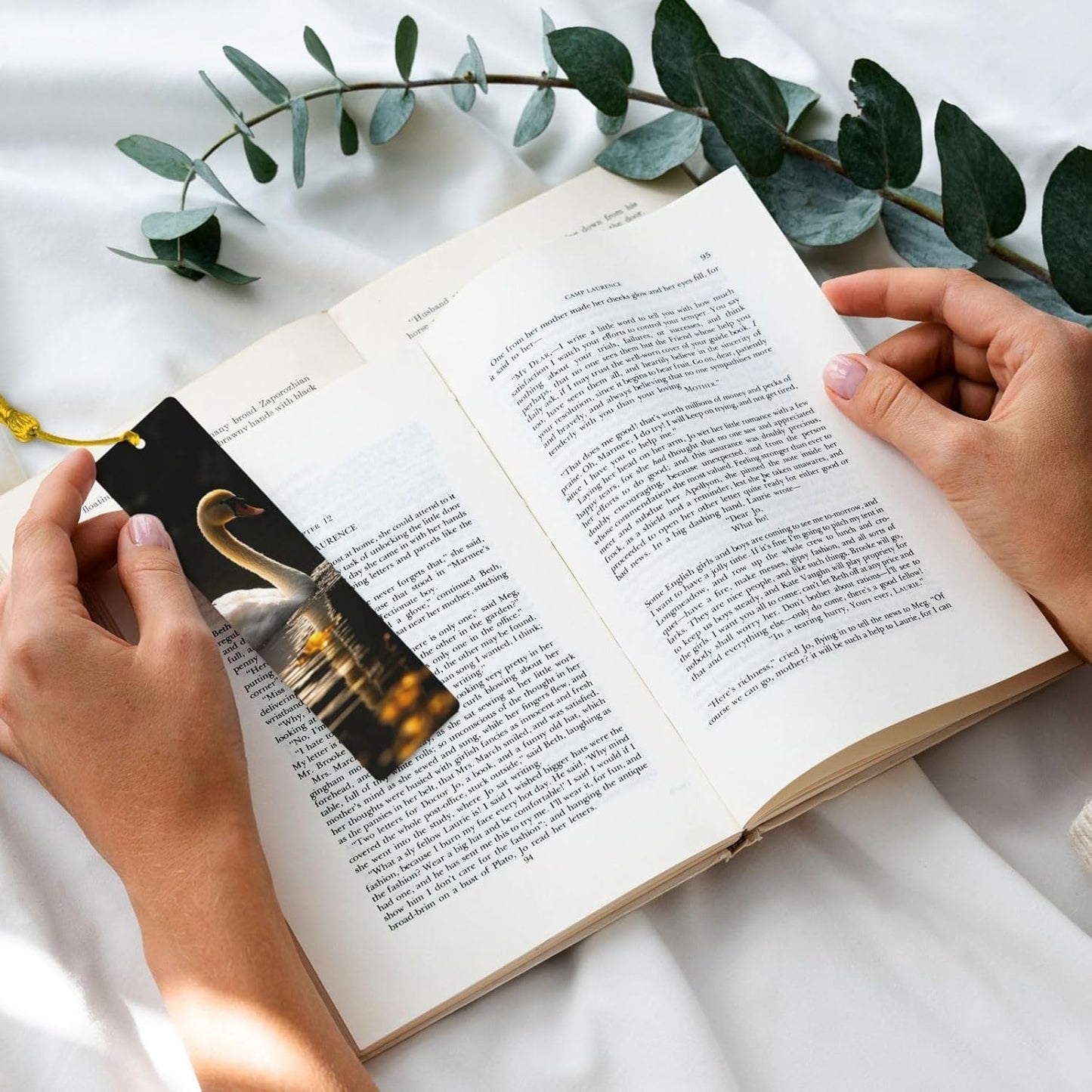 White Swan Swimming Bookmarks Gifts for Women Men, Wooden Bookmarks for Book Lovers, Vintage Book Marks Ornaments with Tassel, Unique Personalized Reading Page Markers Gold